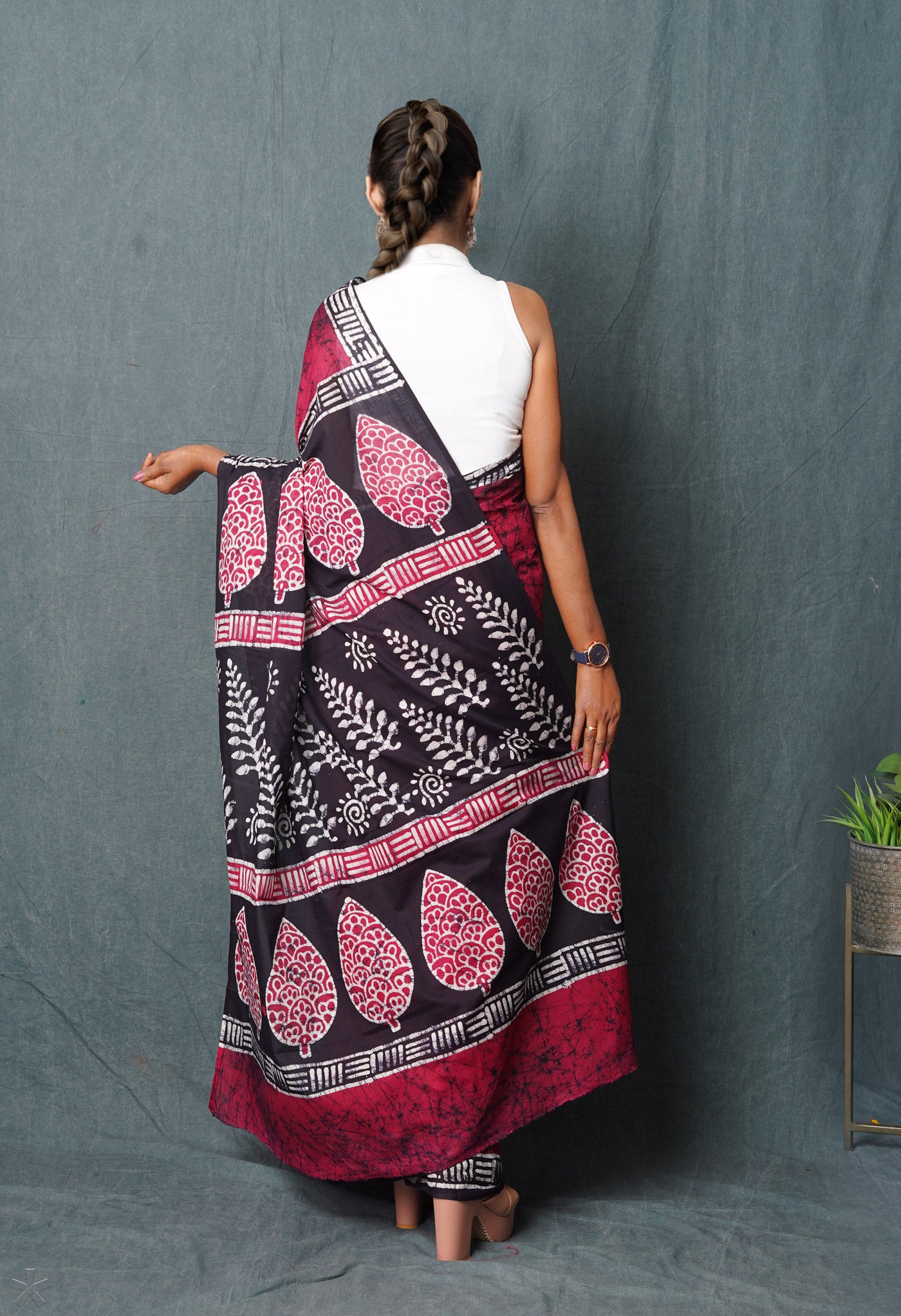 Pink-Navy Blue Pure Wax Batik Hand Block Printed Superfine Mulmul Cotton Saree