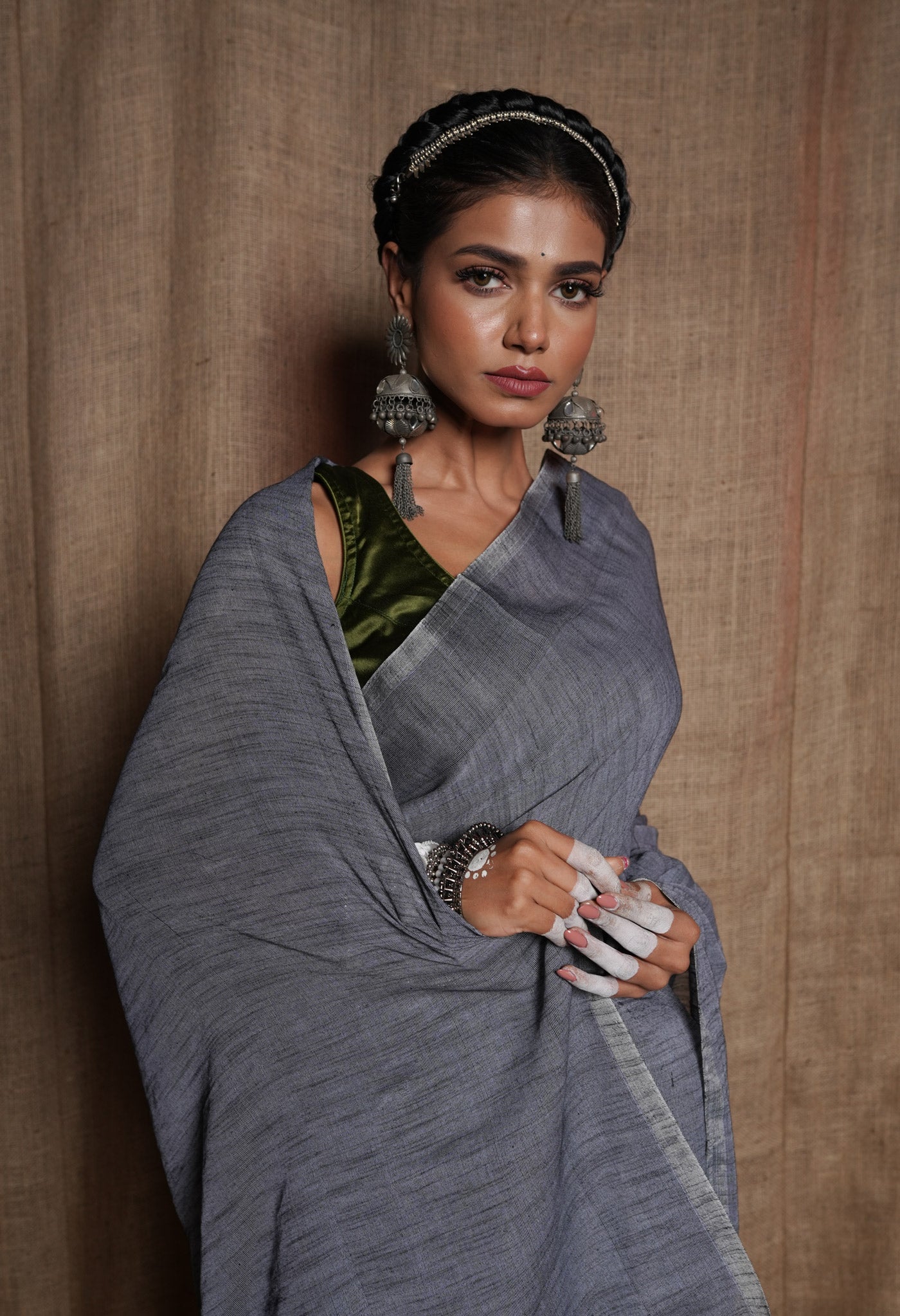 Grey  Handloom Plain Mulmul Cotton Saree