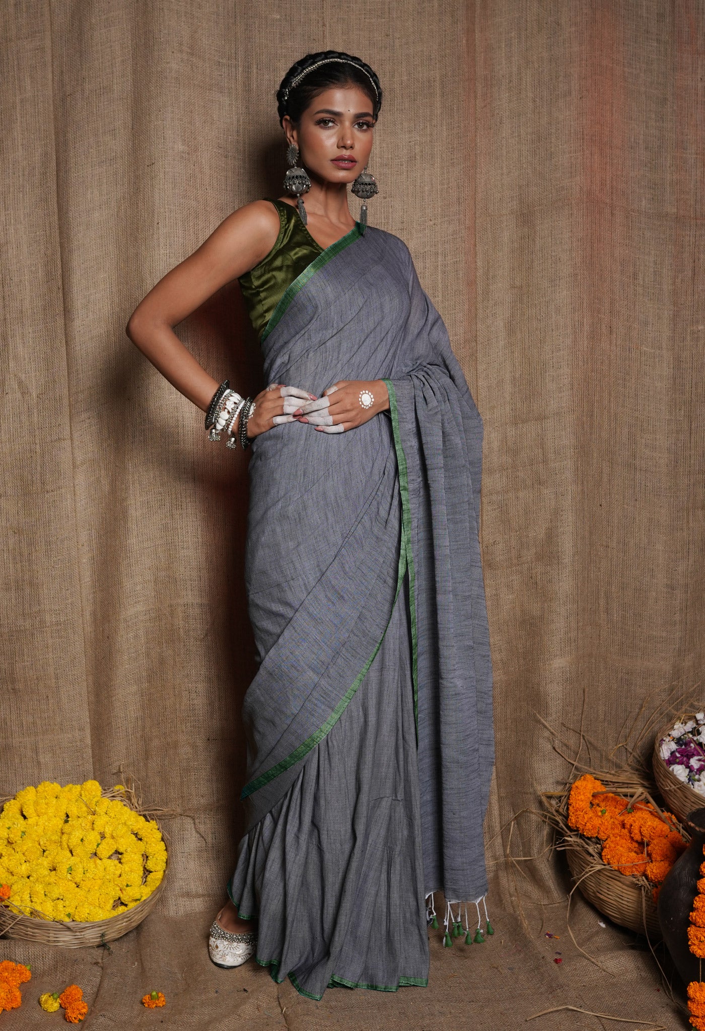 Grey Handloom Plain Mulmul Cotton Saree