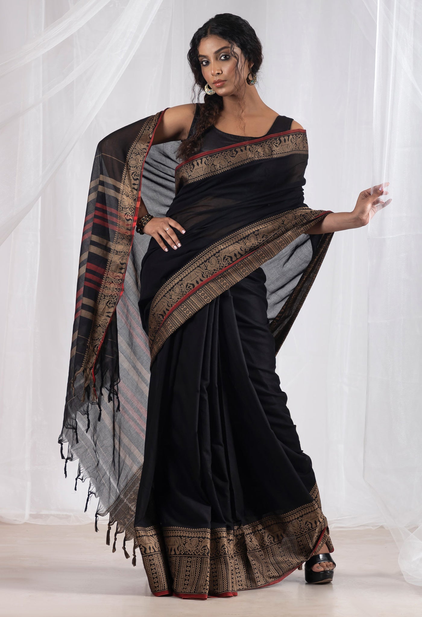 Black Pure Handloom Narayani Cotton Saree