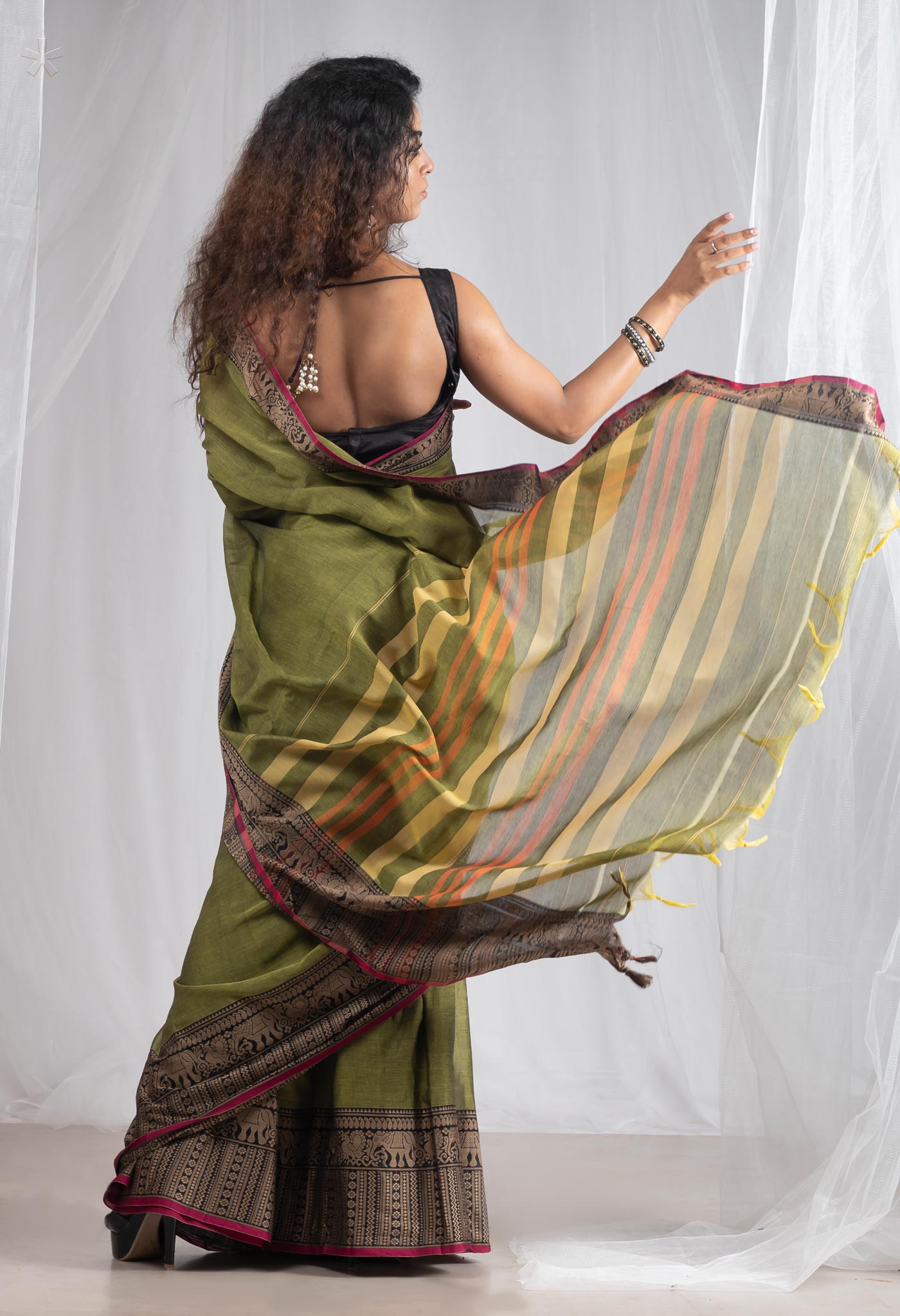 Mehndi Green Pure Handloom Narayani Cotton Saree