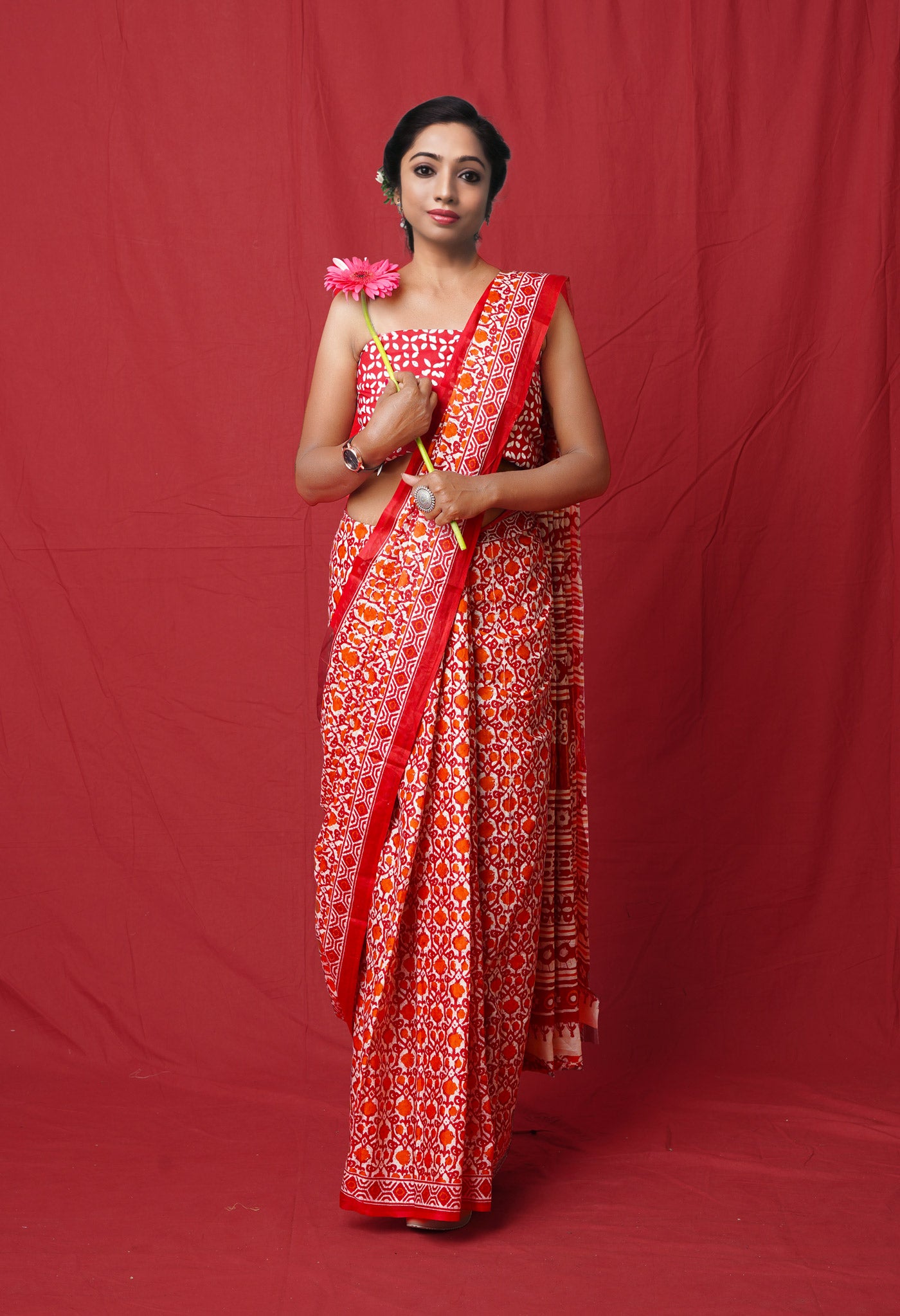 Red Pure Block Printed Soft Cotton Saree-UNM75769
