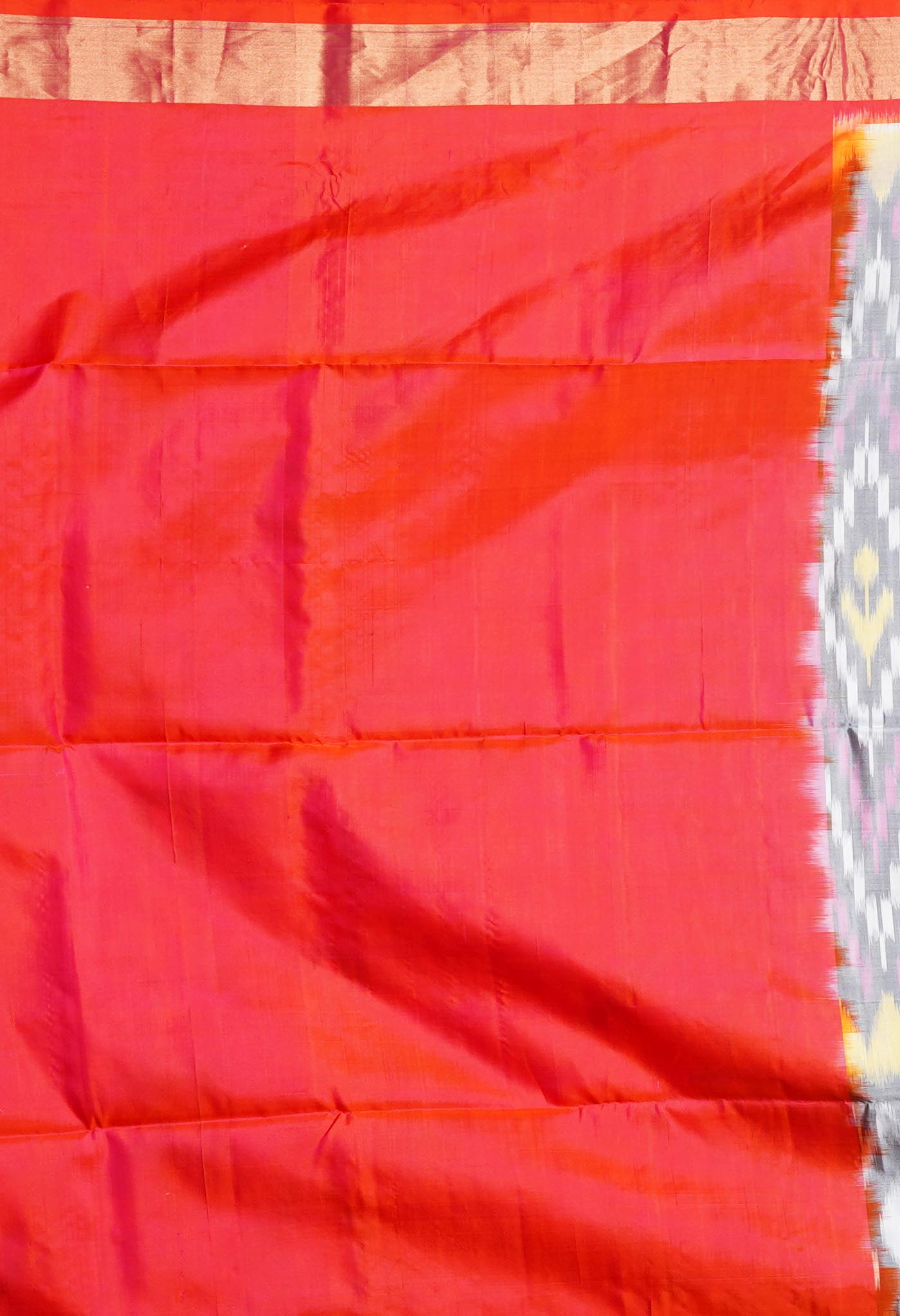 Grey Pure Handloom Ikat Pochampally Pattu Silk Saree