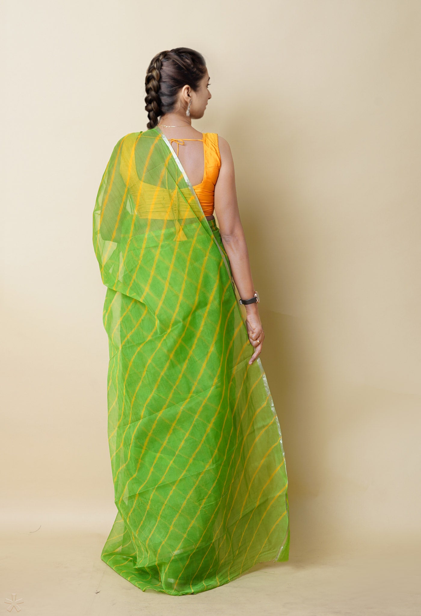 Parrot Green Tie And Dye Shibori Chiffon Saree