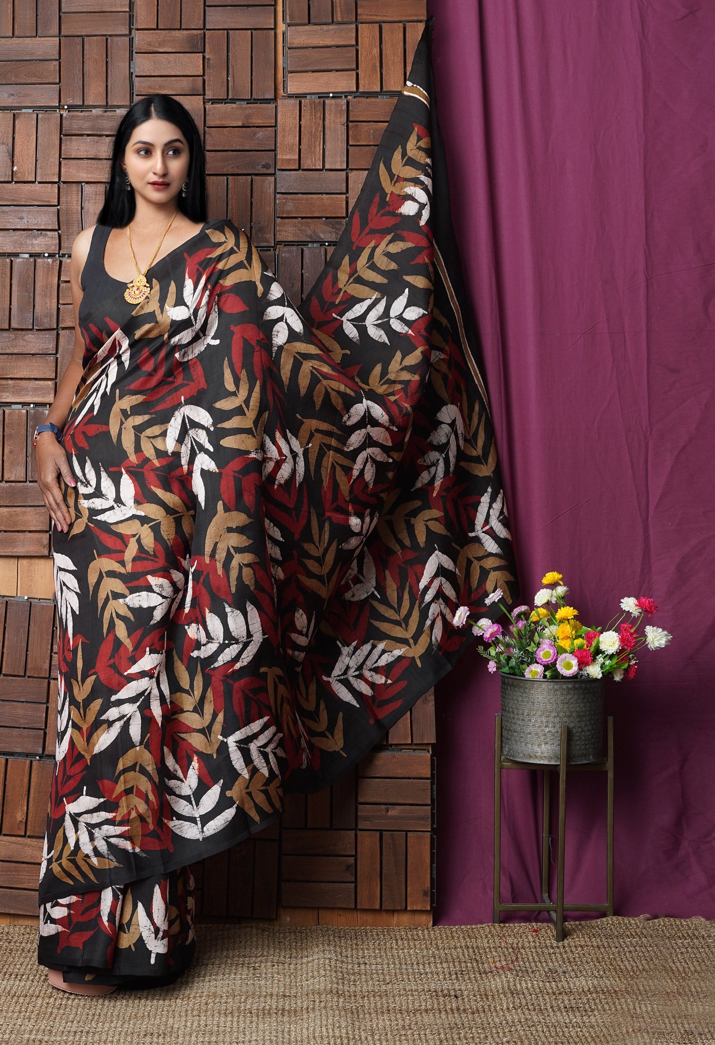 Black Pure Handloom Wax Batik Printed Murshidabad Silk Saree