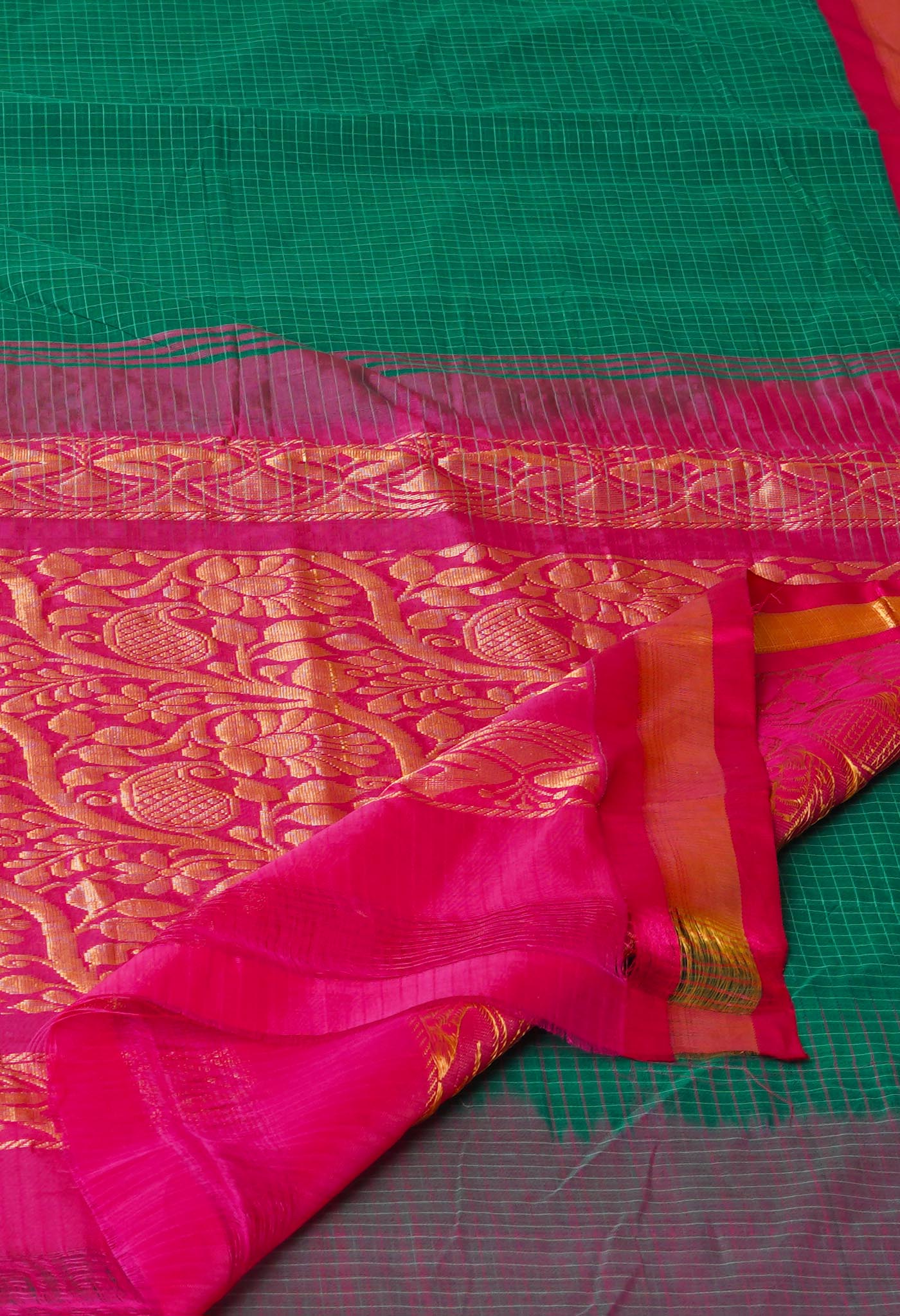 Green Pure Handloom Gadwal Cotton Saree