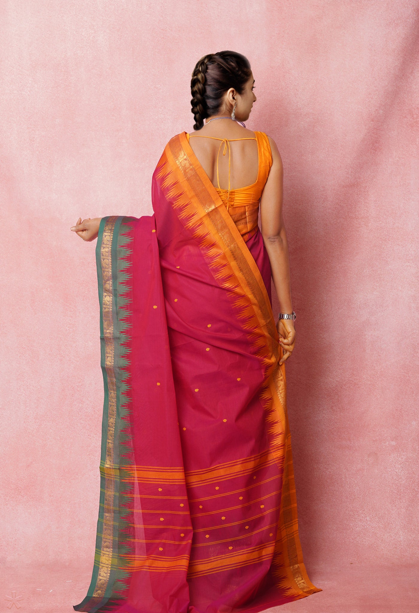 Pink Pure Pavani Handcrafted Rasipuram Cotton Saree