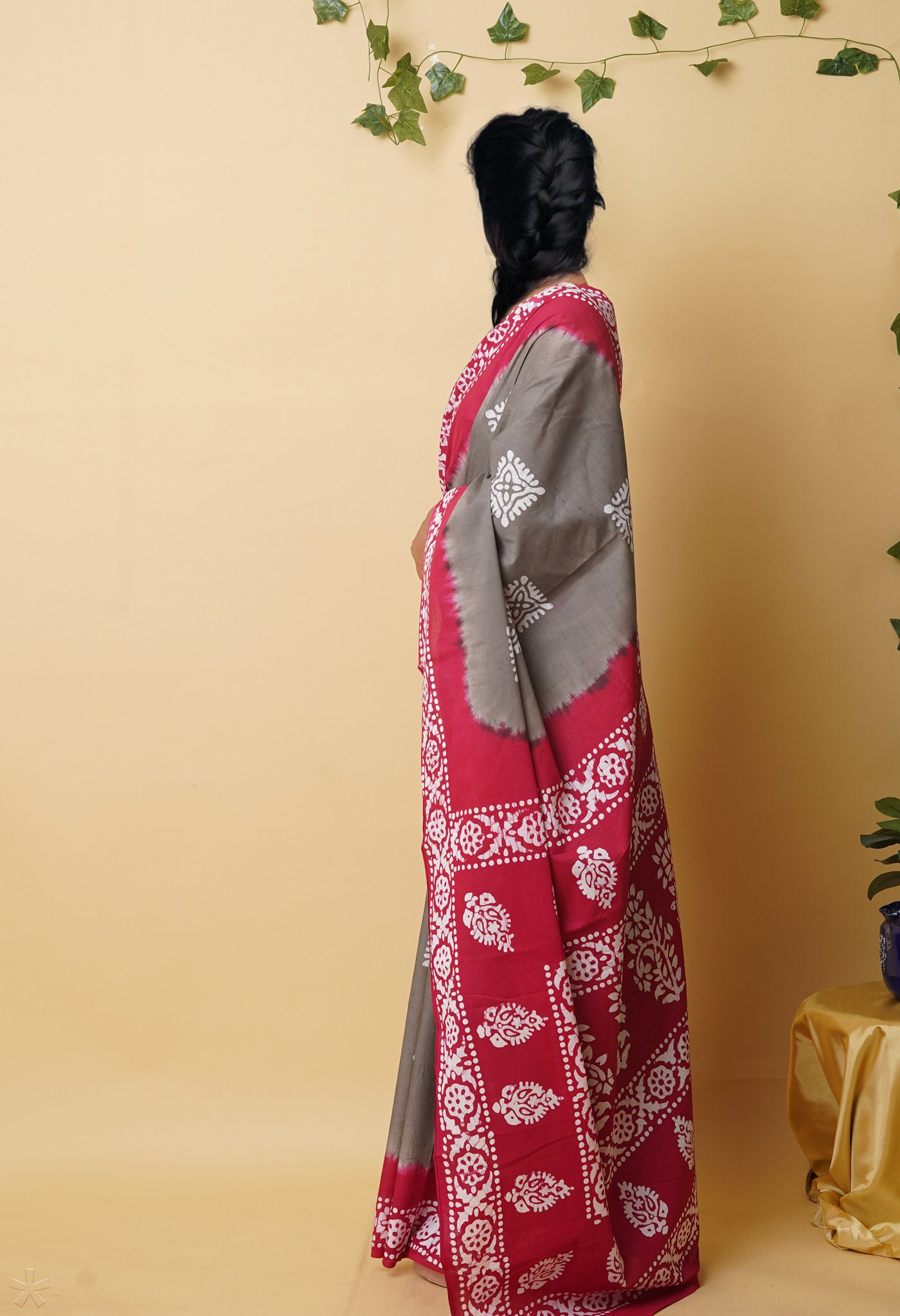 Grey Pure Wax Batik Printed Superfine Mulmul Cotton Saree