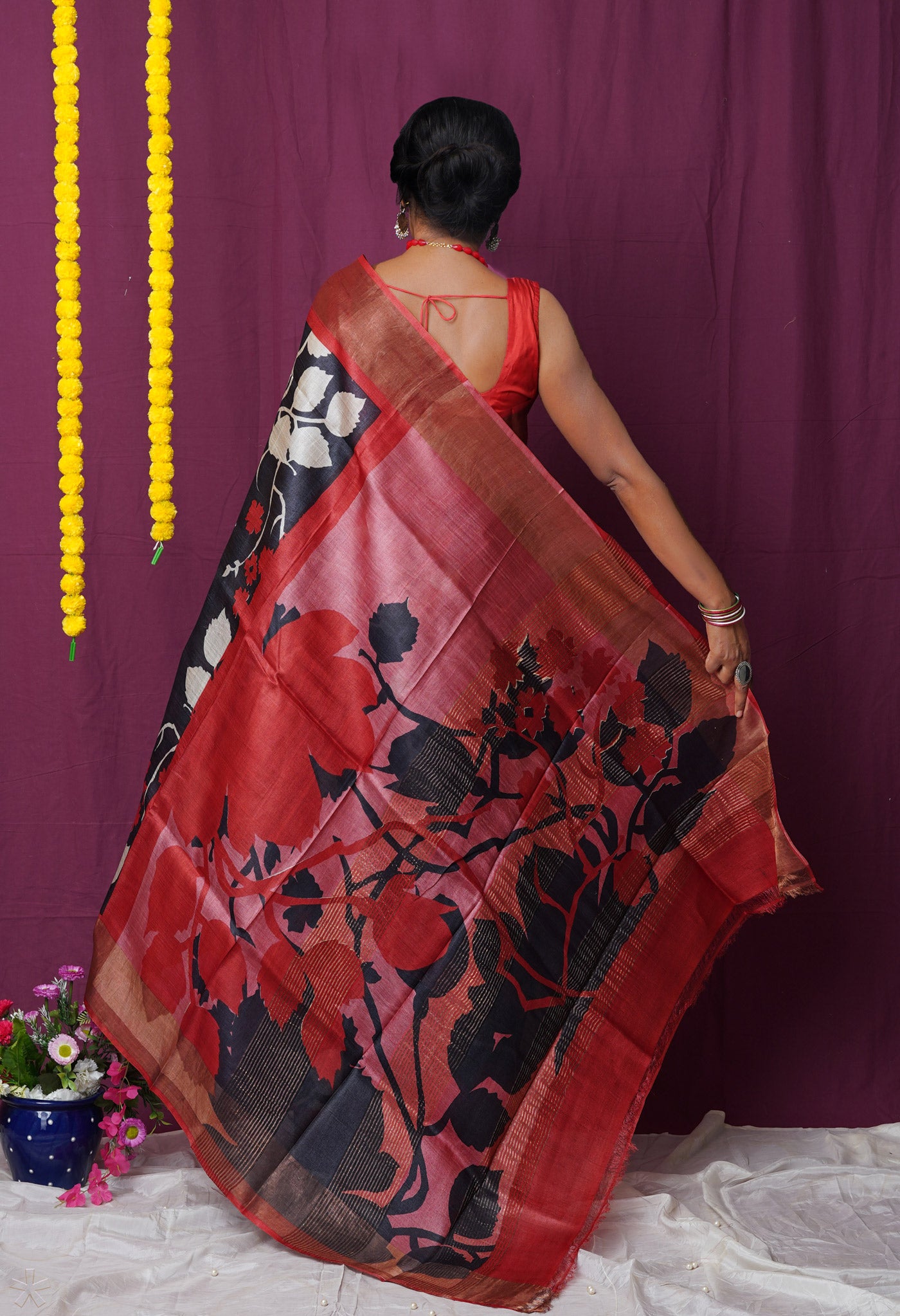 Black Pure Handloom Designer Printed Bengal Tussar Silk Saree