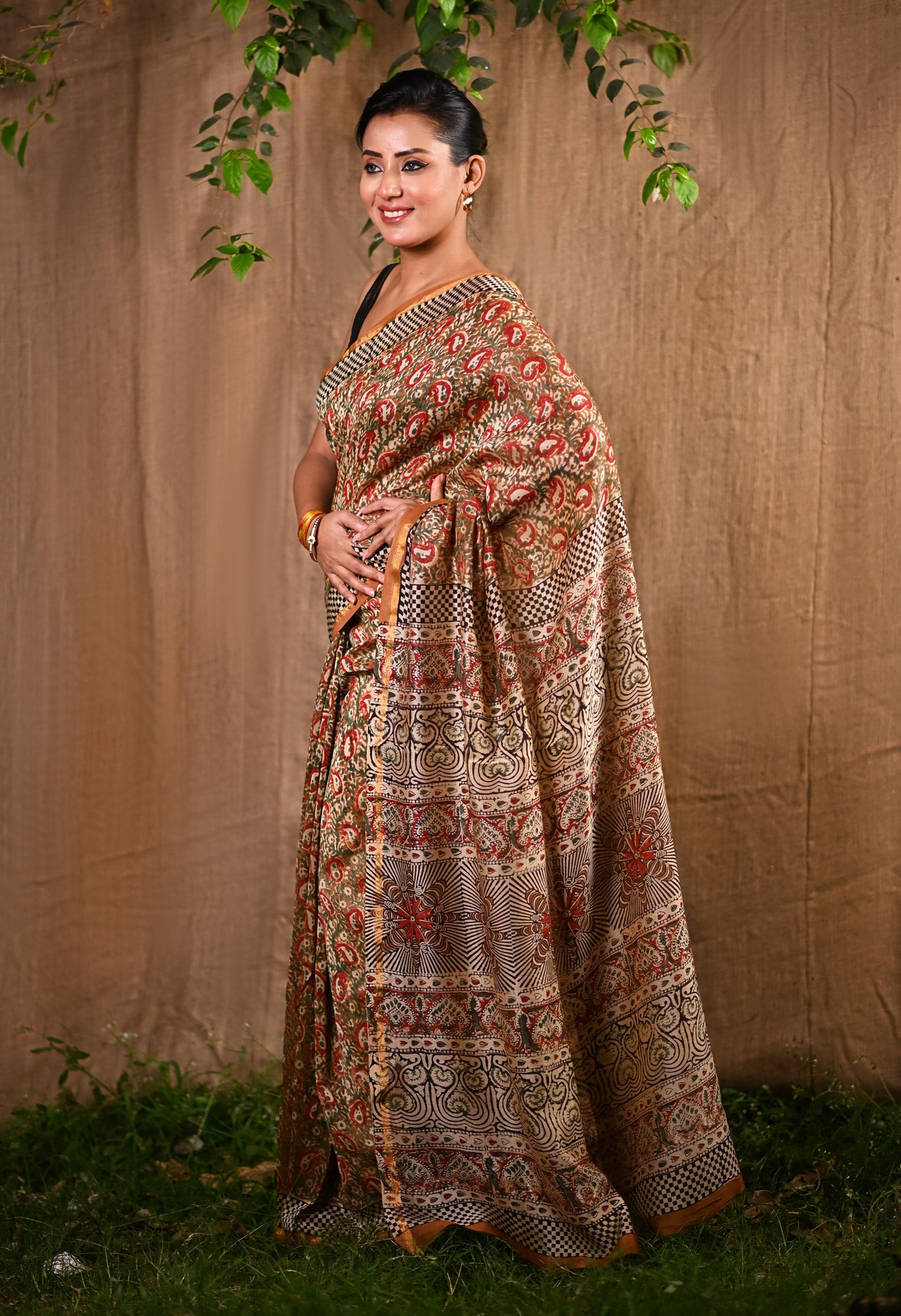 Brown Pure Bagru Kalamkari Printed Chanderi Sico Saree-UNM77125