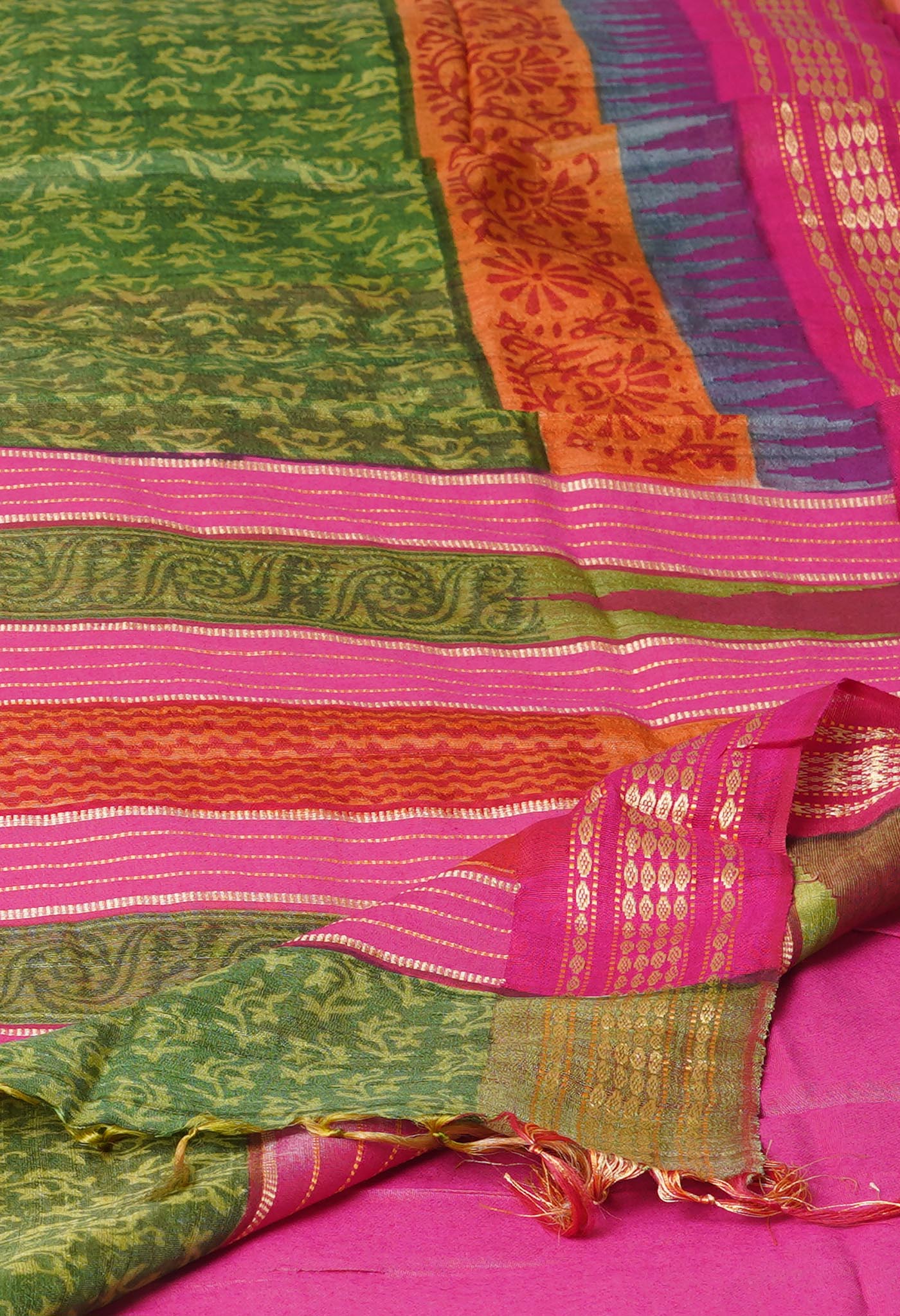 Green Pure Handloom Printed Vidarbha Tussar Silk Saree-UNM77407