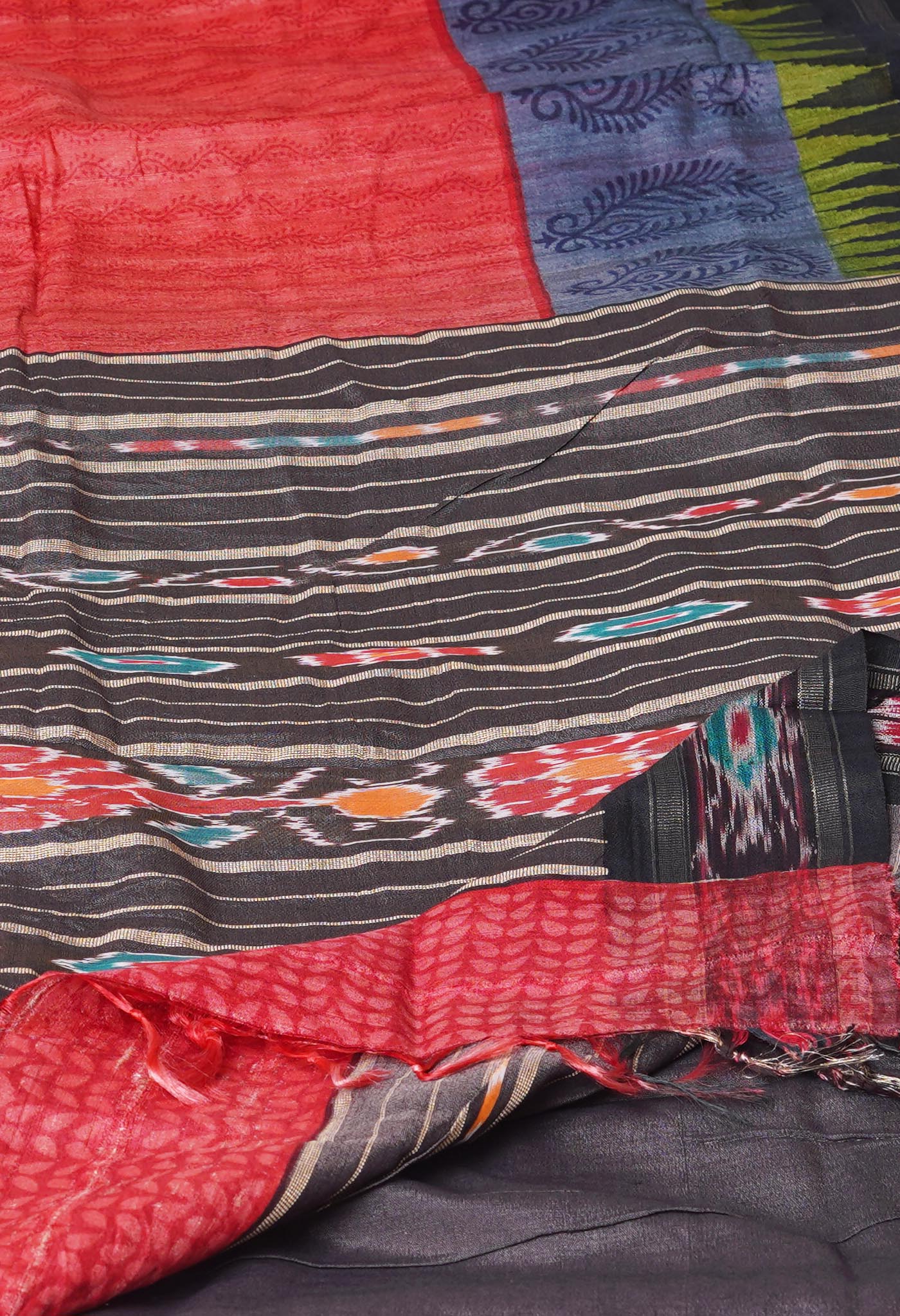 Red Pure Handloom Printed Vidarbha Tussar Silk Saree-UNM77419