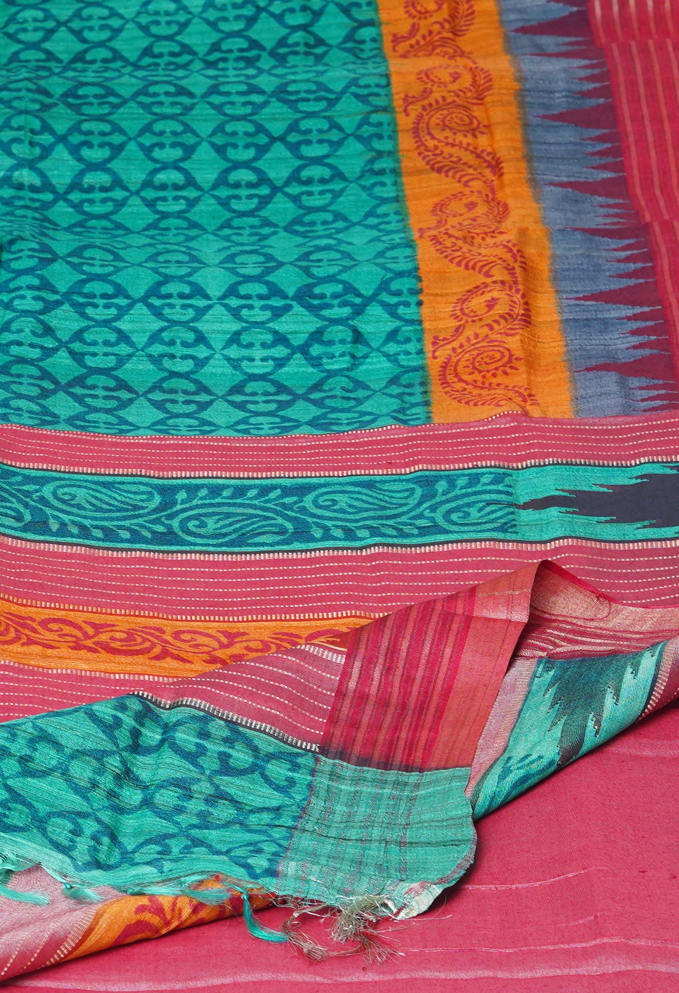 Green Pure Handloom Printed Vidarbha Tussar Silk Saree-UNM77421