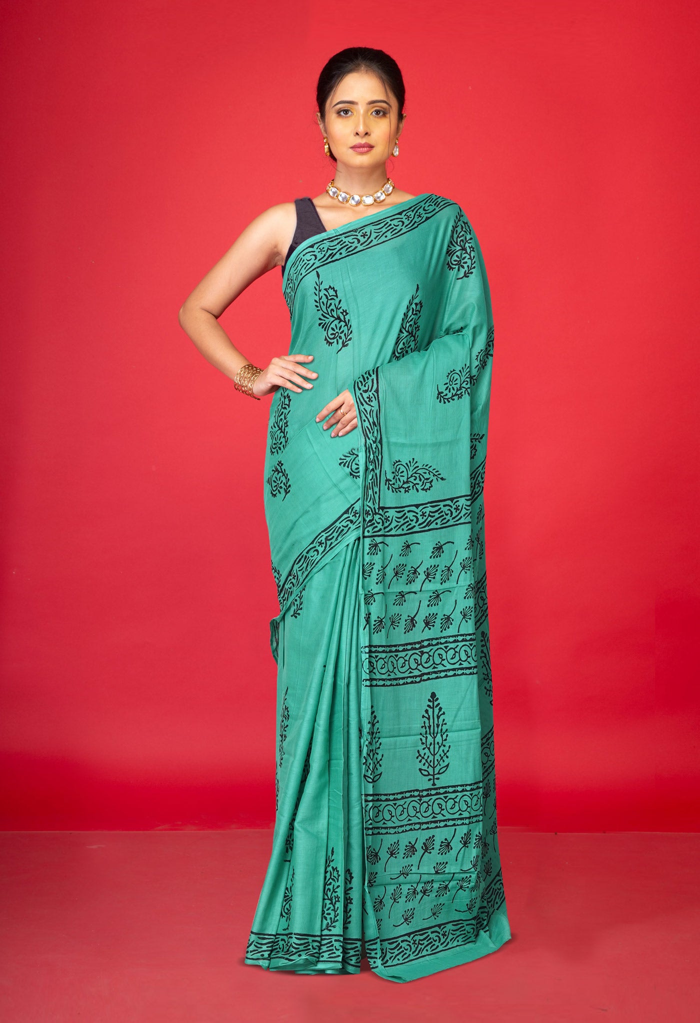 Green Pure Dyed Hand Block Printed Soft Cotton Saree-UNM77576