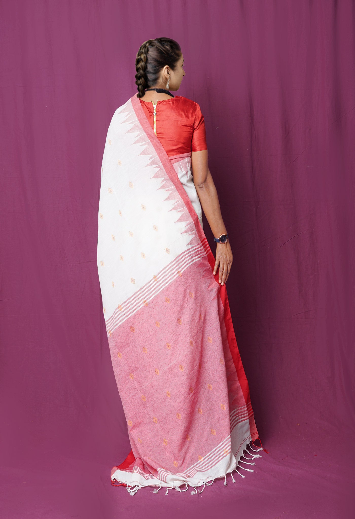 Ivory Pure Handloom Bengal Cotton Linen Saree