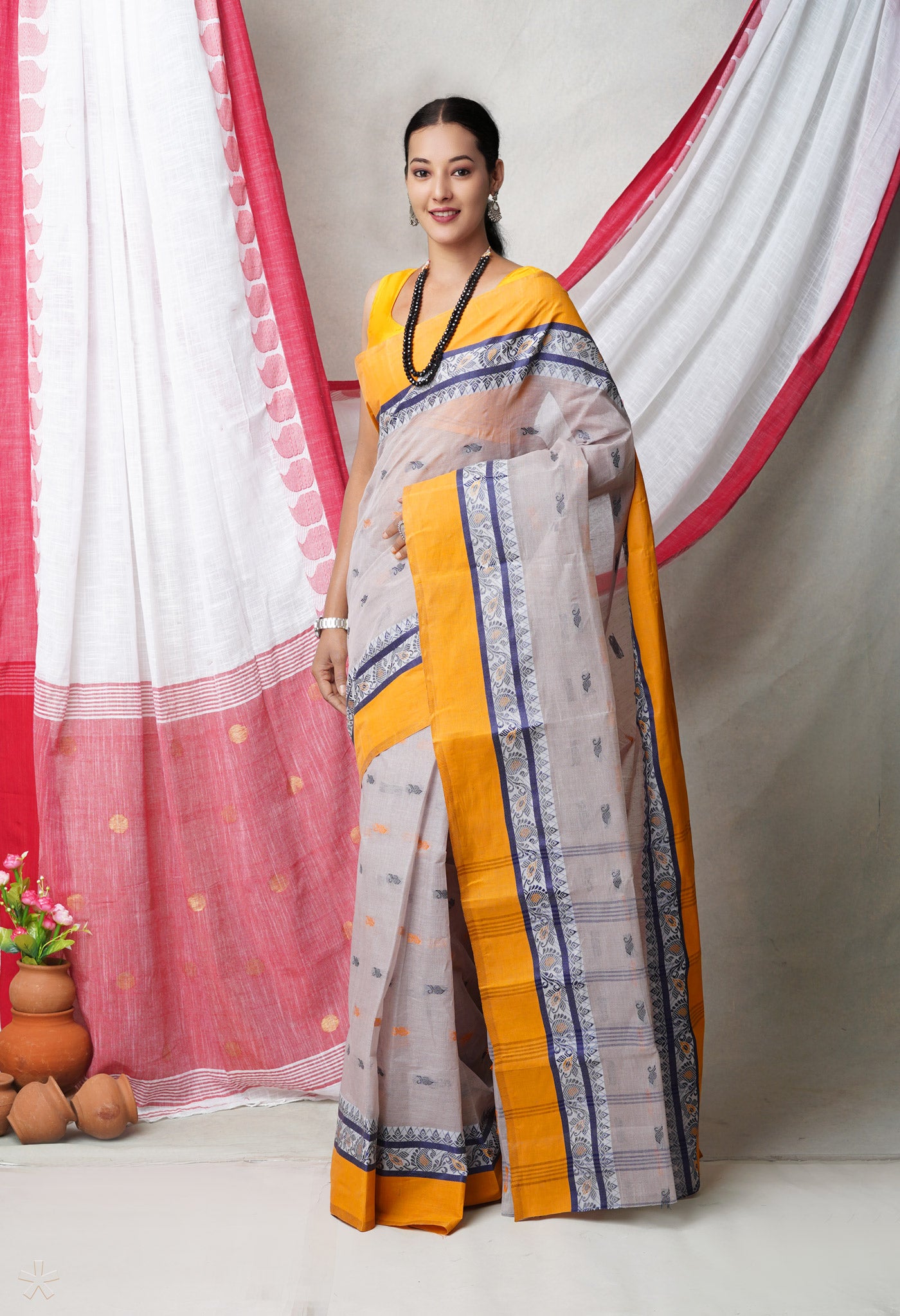 Grey Pure Handloom Superfine Bengal Cotton Saree