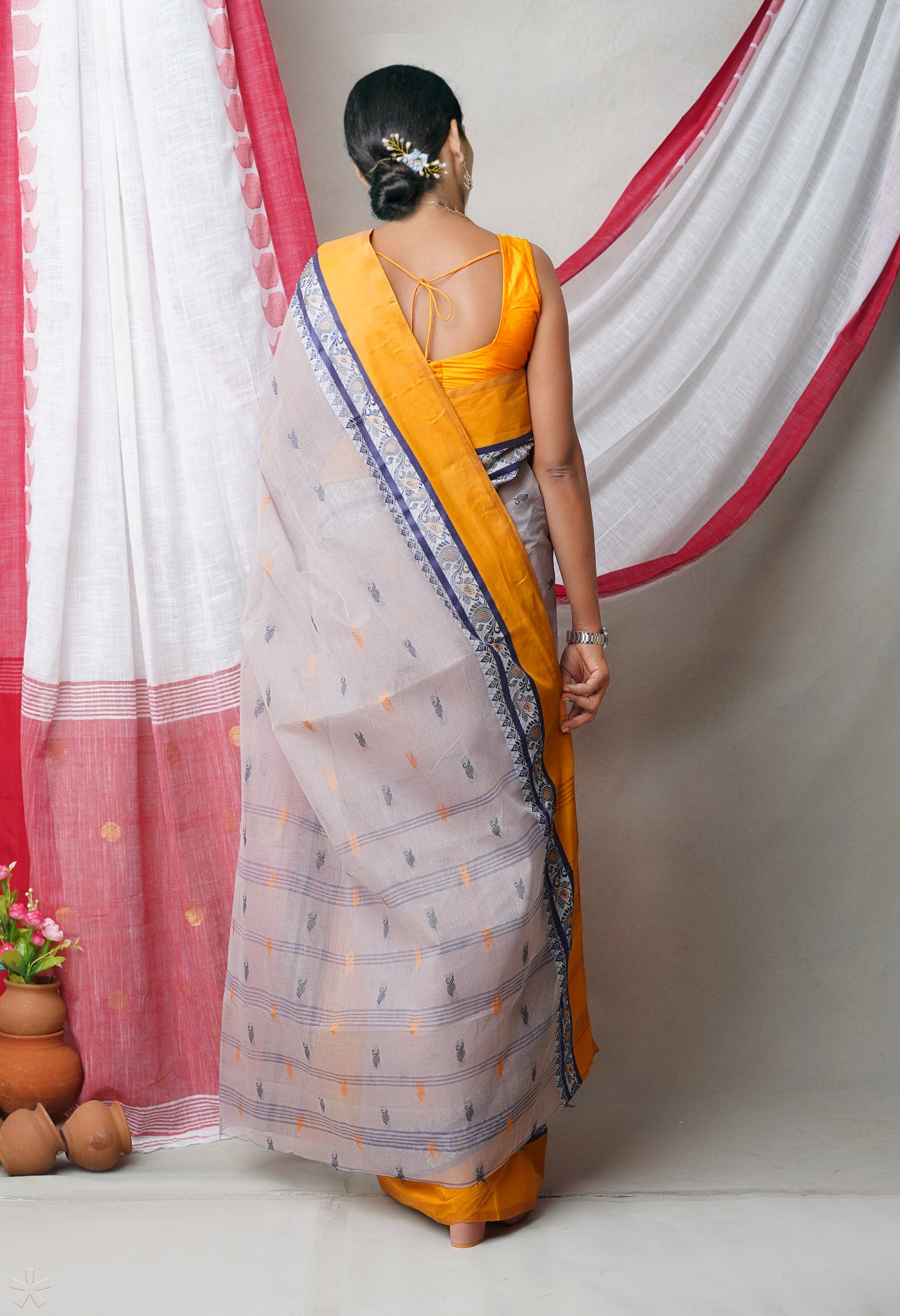 Grey Pure Handloom Superfine Bengal Cotton Saree