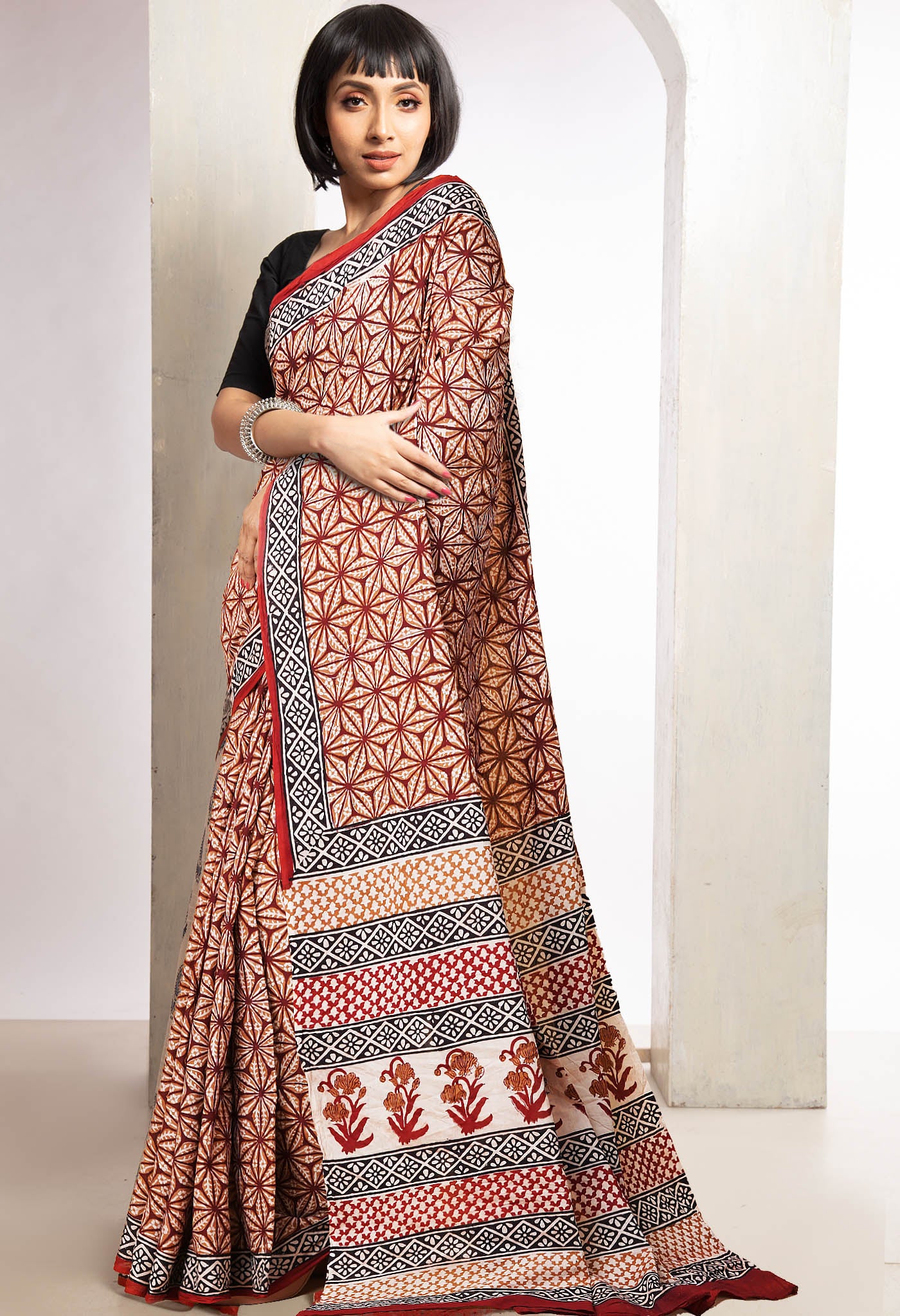 Red Pure Bagru Printed Soft Cotton Saree-UNM78076