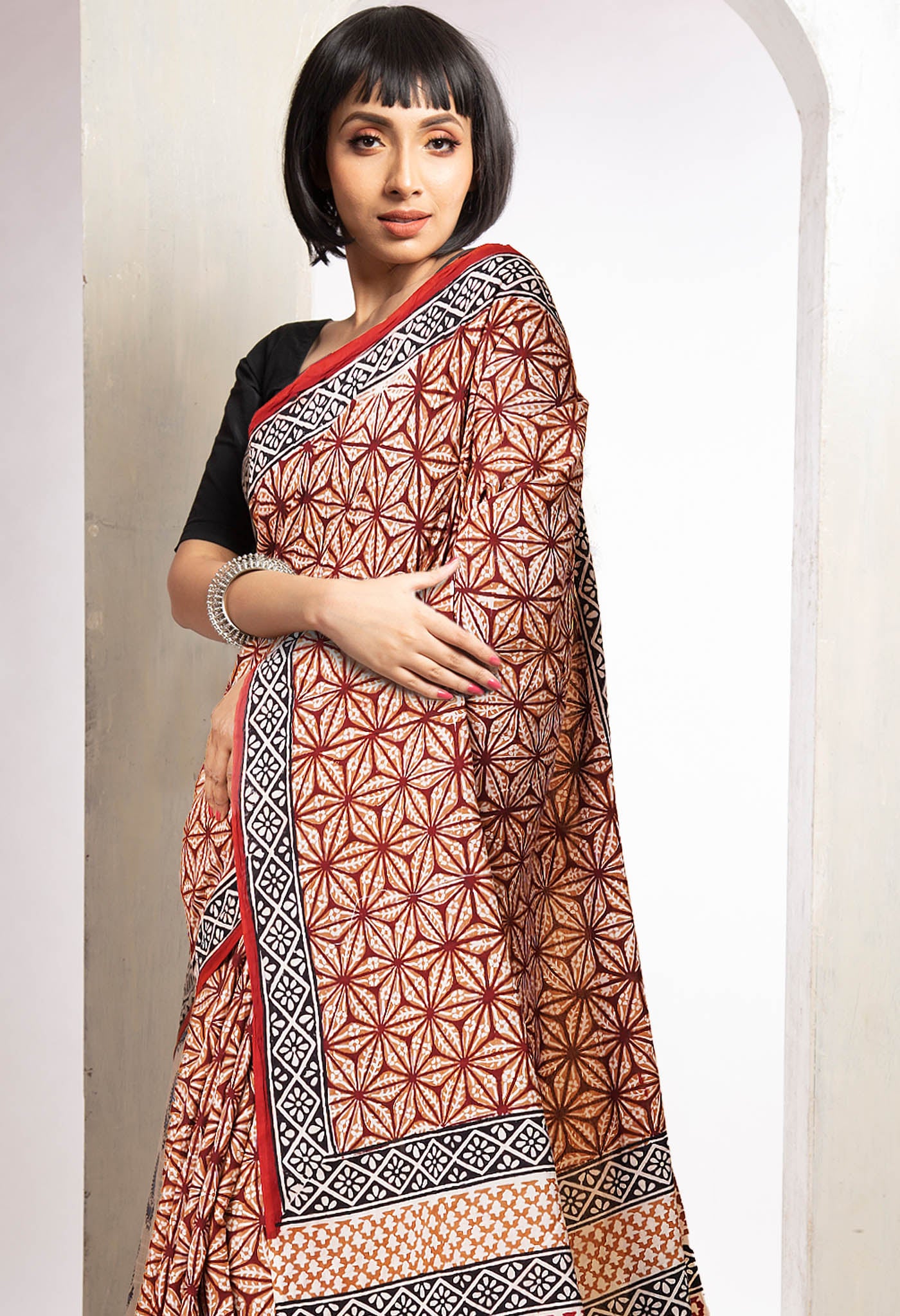 Red Pure Bagru Printed Soft Cotton Saree-UNM78076