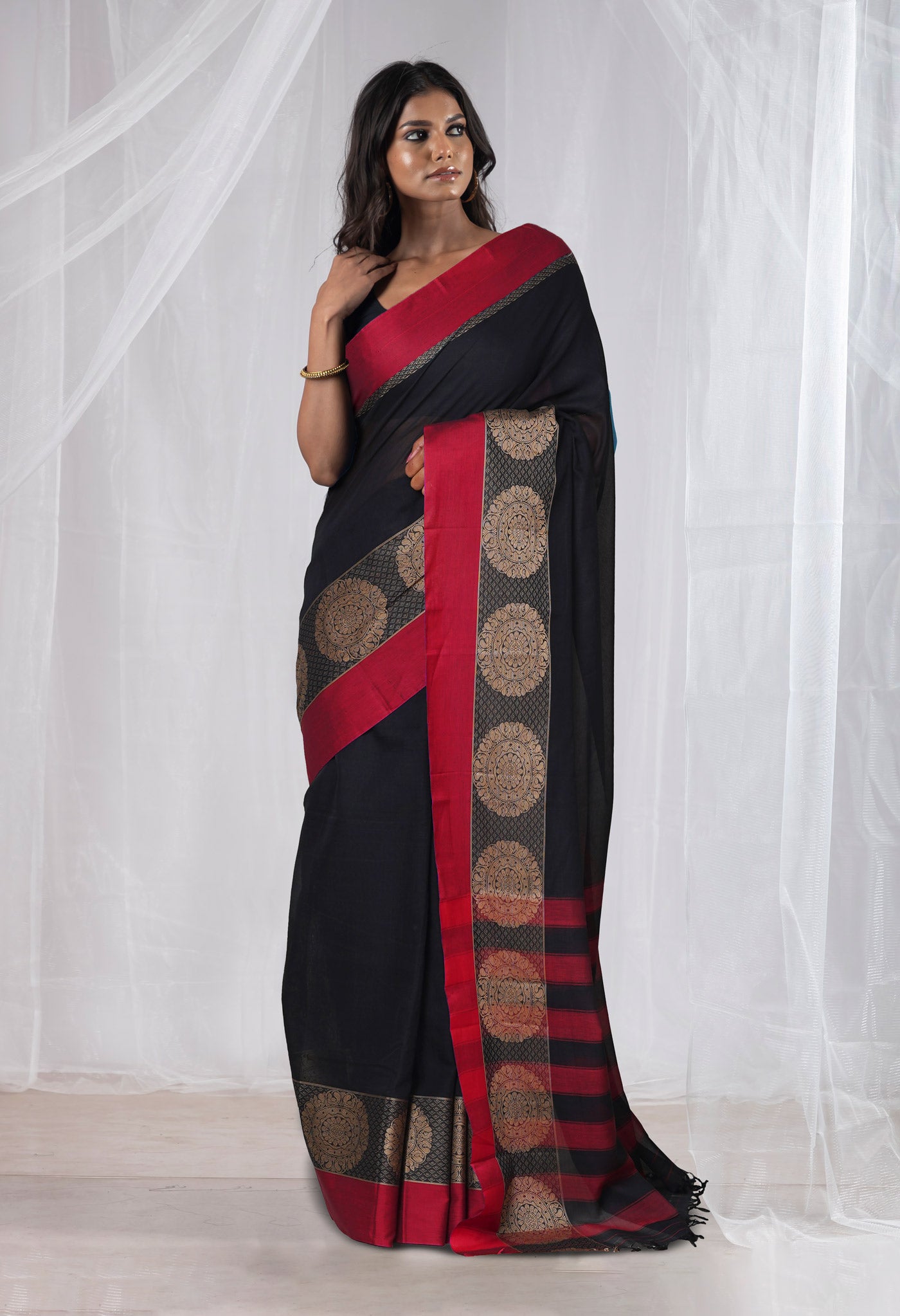 Black Pure Handloom Narayani Cotton Saree-UNM78278
