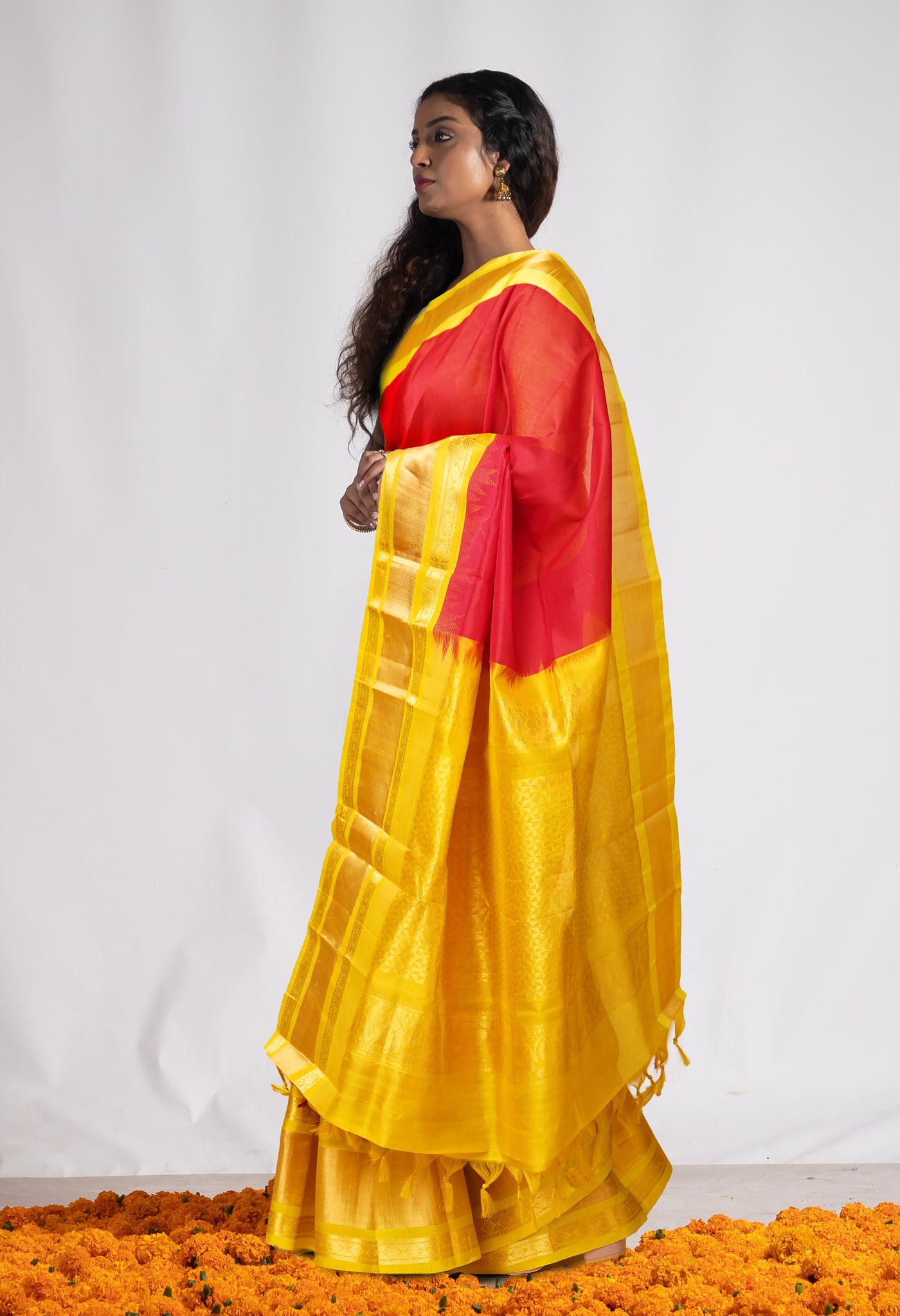 Red Pure Handloom Assam Silk Saree-UNM78310