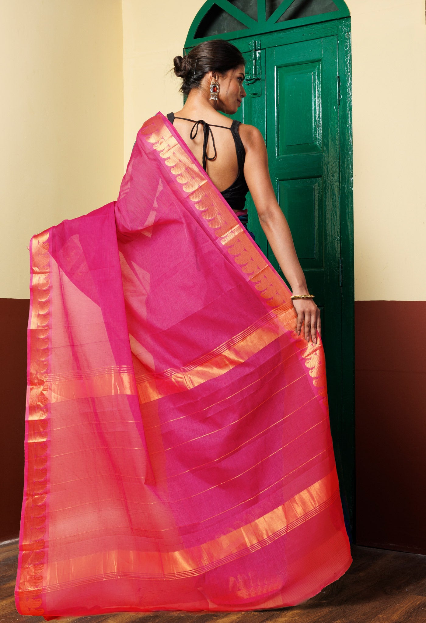 Pink Pure Handloom Gadwal Superfine Cotton Saree-UNM78321