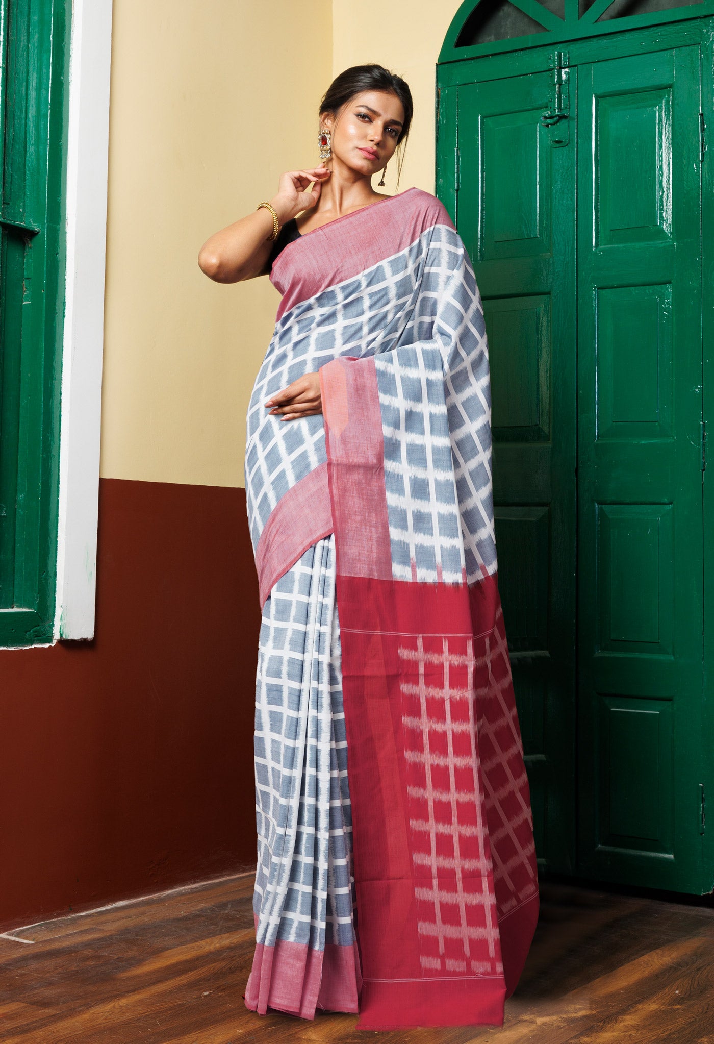 White-Black Pure Pochampally Mercerized Cotton Saree-UNM78817