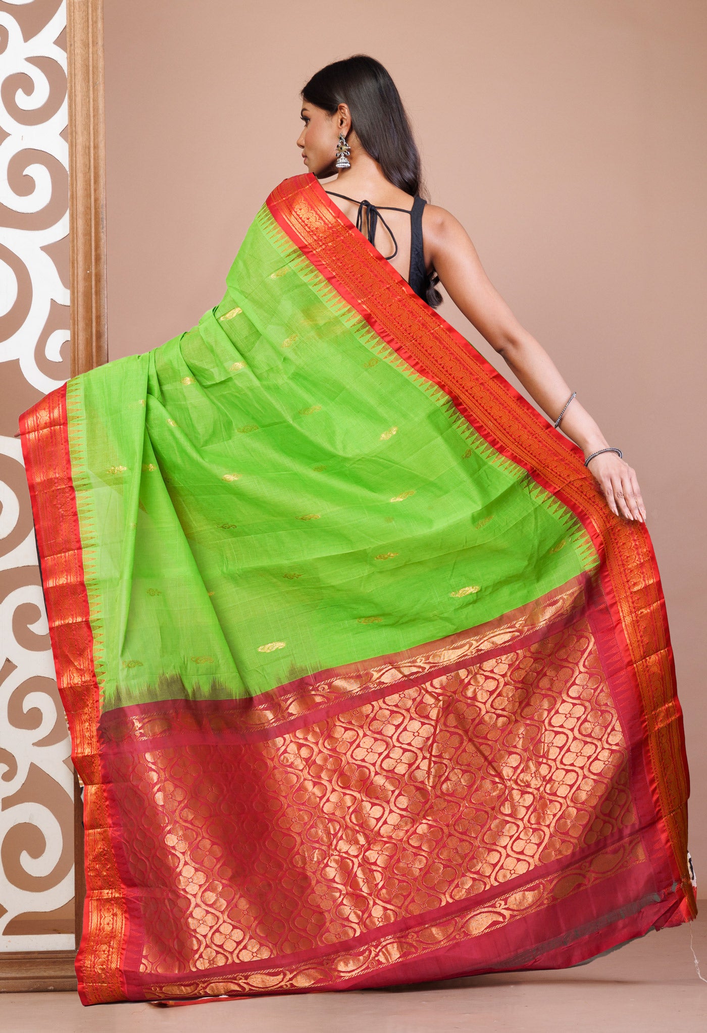Green Pure Handloom Gadwal Cotton Saree