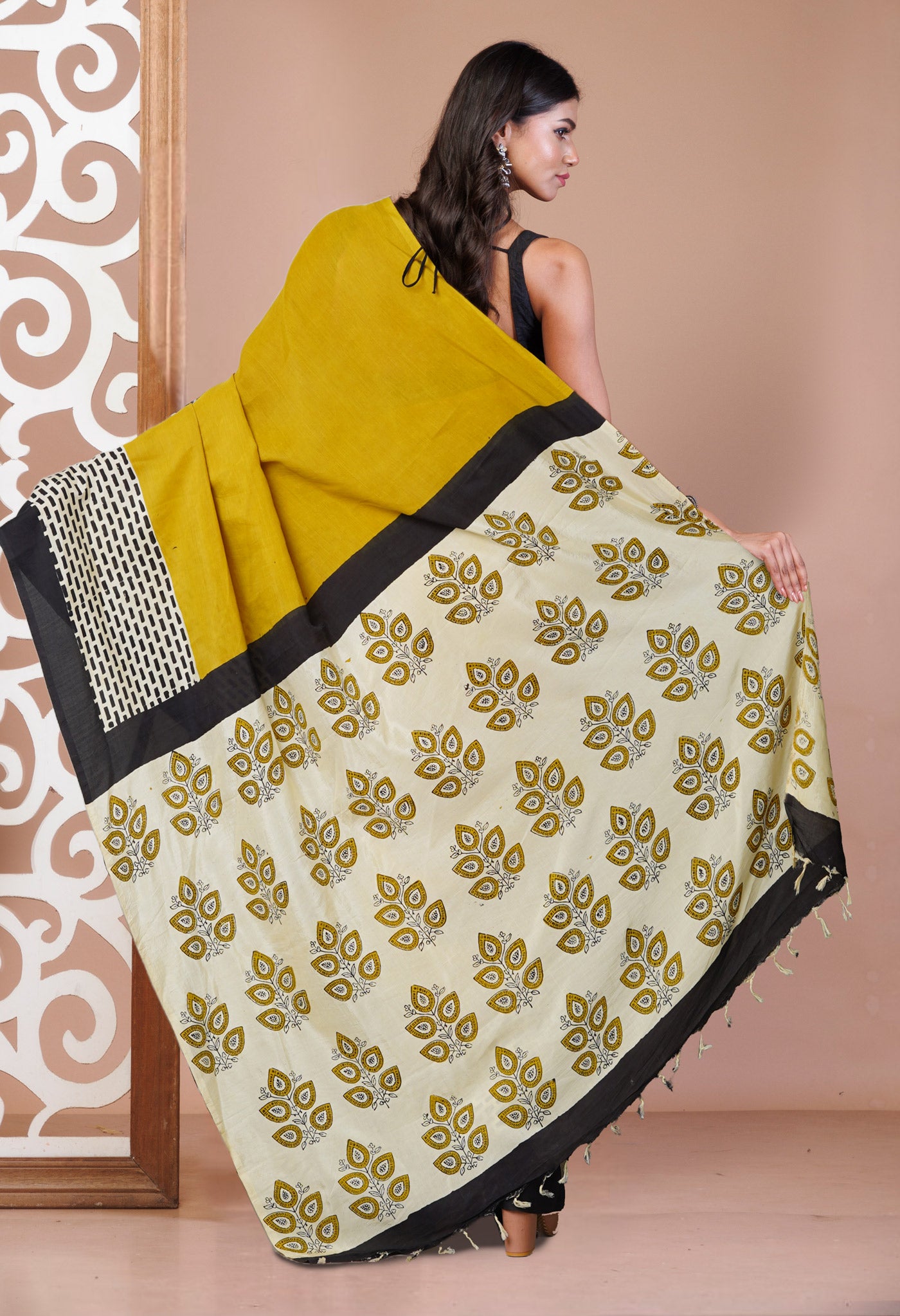 Green Pure Bagru Printed Soft Silk Saree-UNM80111