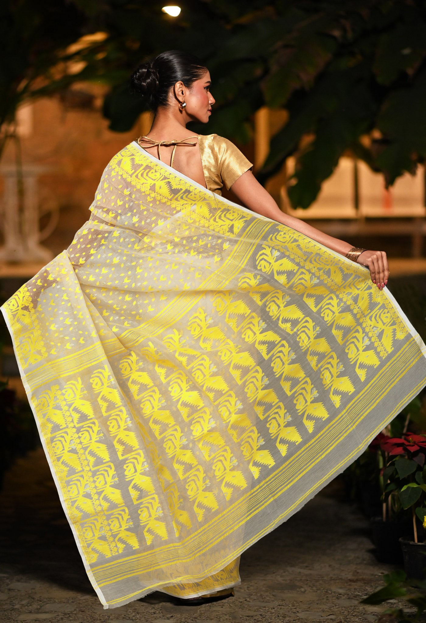 Ivory-Yellow Pure Handloom Jamdhani Bengal Cotton Saree-UNM80137