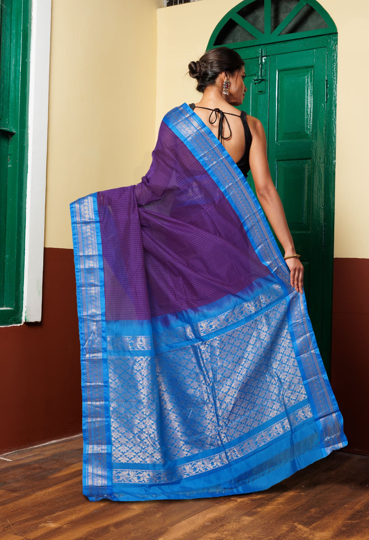 Violet-Blue PureHandloom Checks Gadwal Cotton Saree-UNM80726