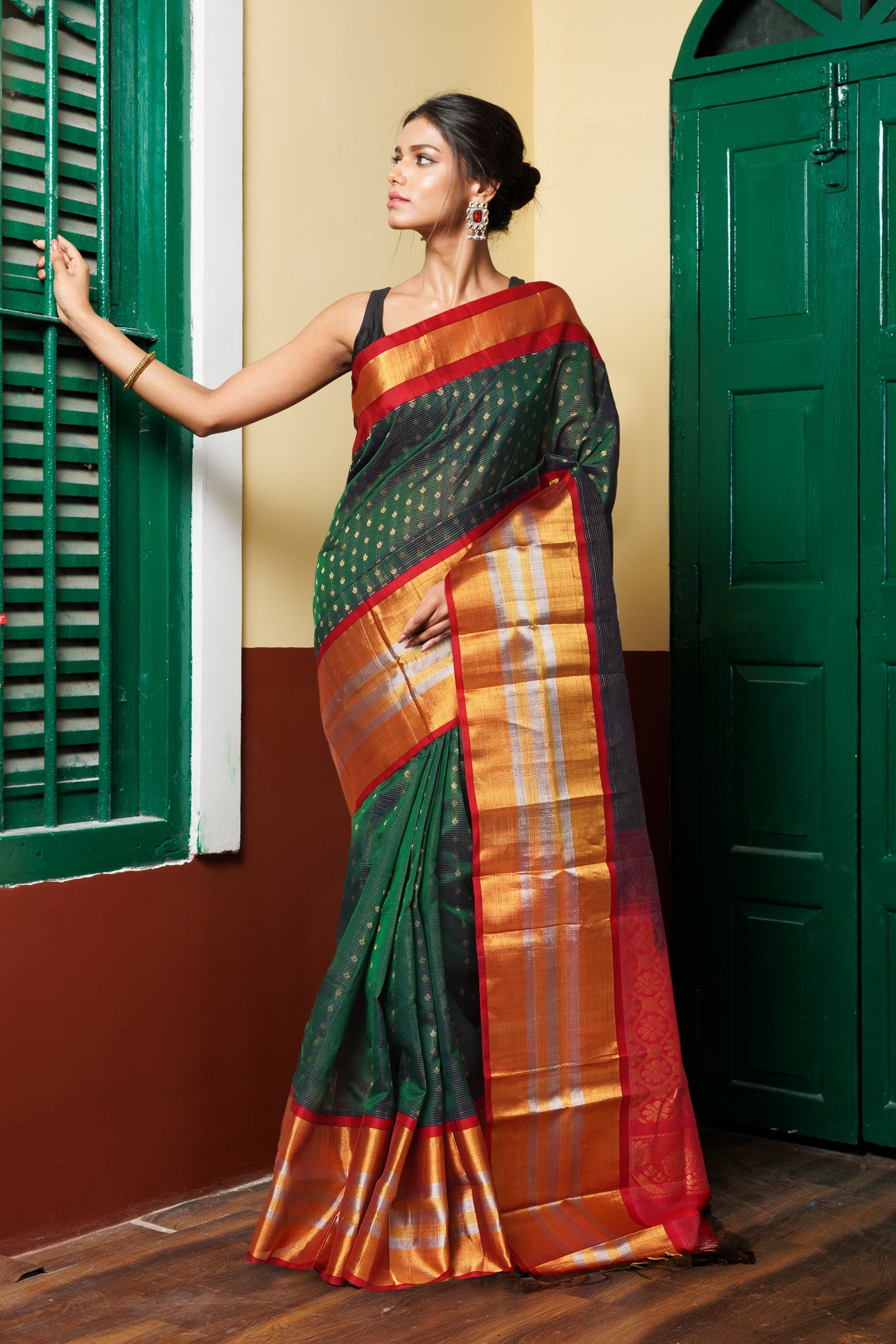 Dark Green-Red Pure Handloom Assam Sico Saree-UNM81110