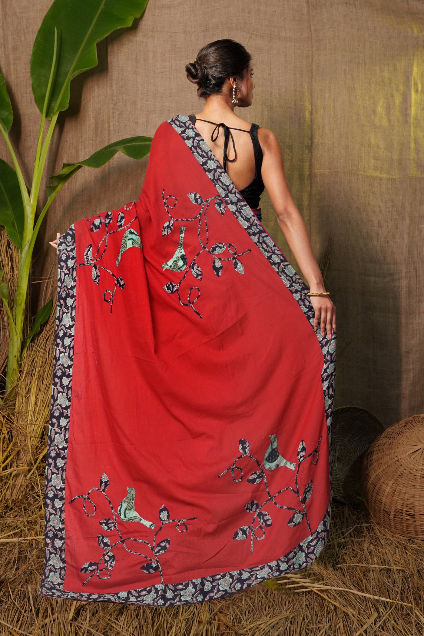 Red Pure Applique Work Mulmul Cotton Saree-UNM81735