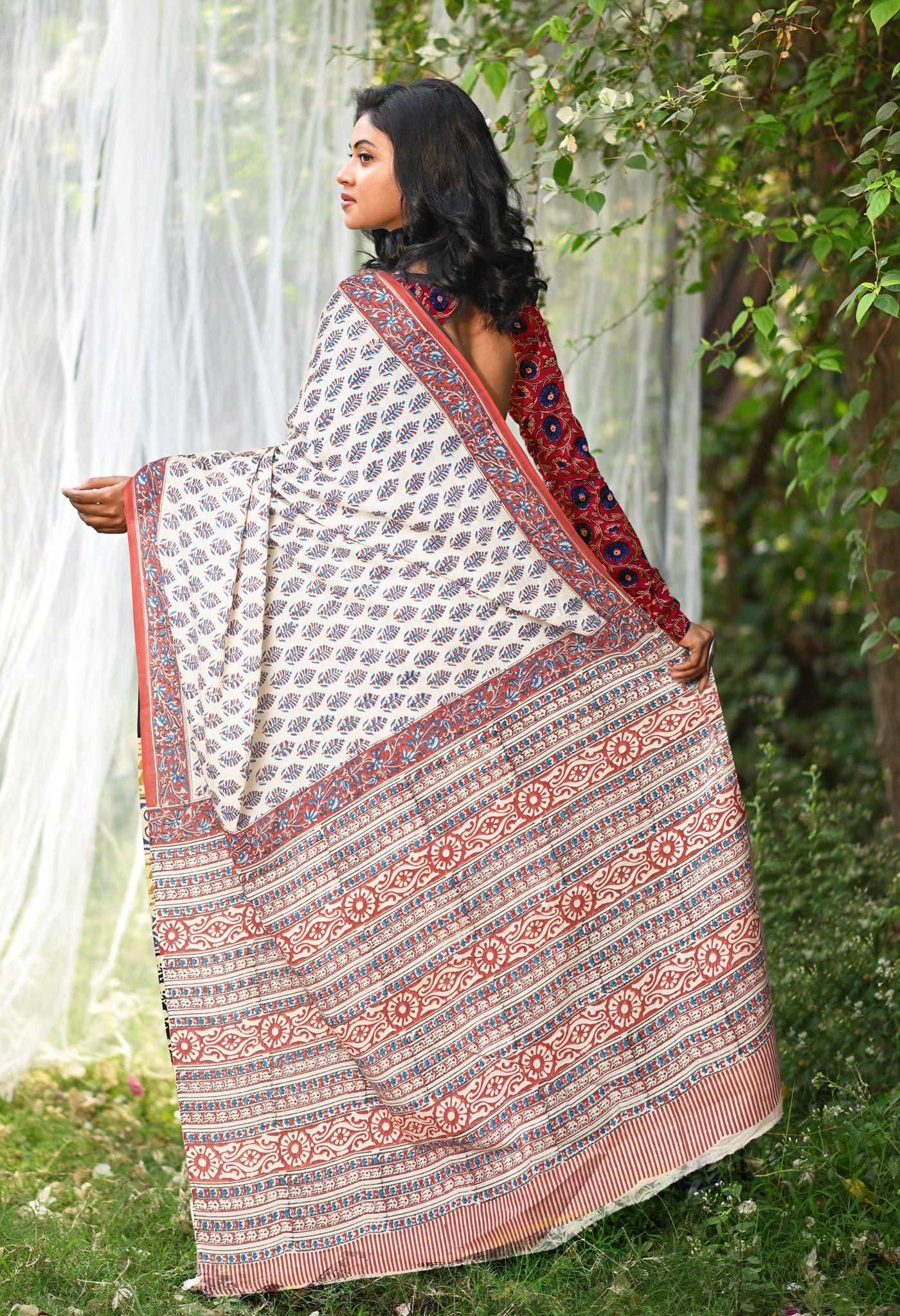 Ivory-Red Pure Hand Block Printed Soft Cotton Saree-UNM81913