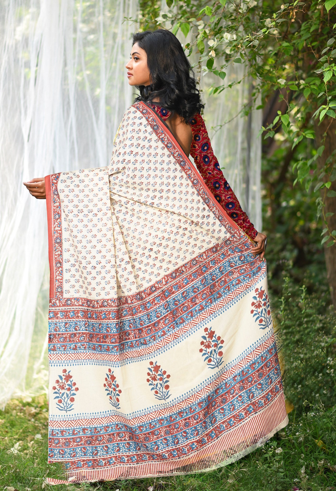Ivory-Red Pure Hand Block Printed Soft Cotton Saree-UNM81915