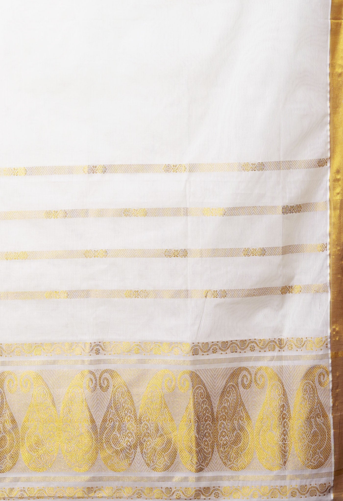 Ivory Pure Kerala Kasavu Cotton Saree-UNM82322