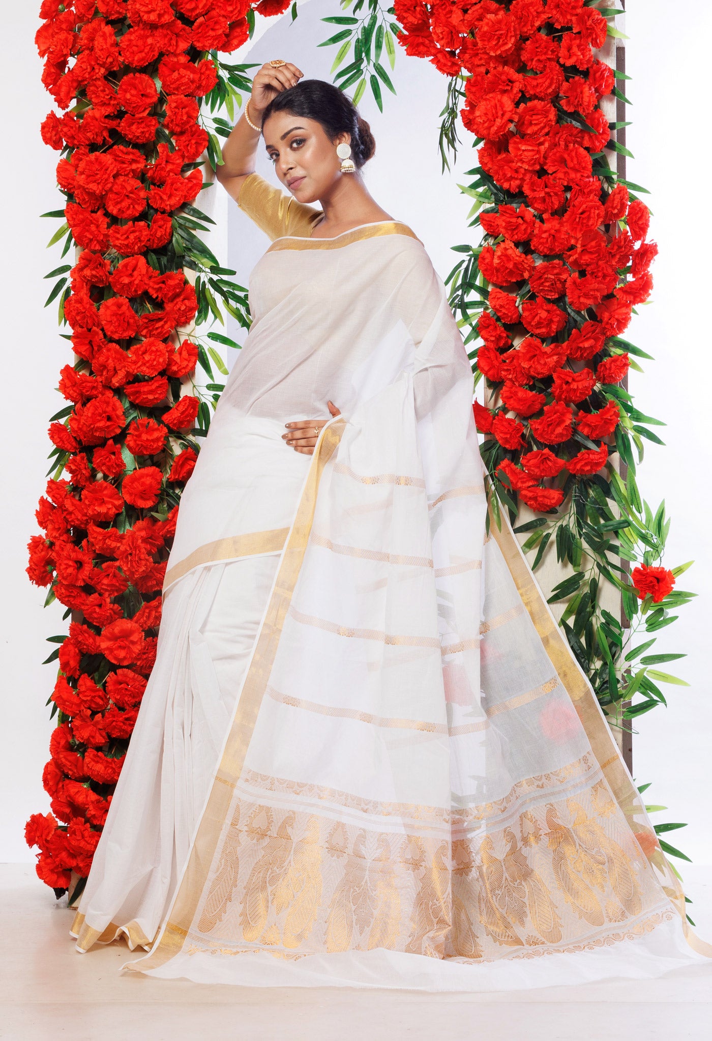 Ivory Pure Kerala Kasavu Cotton Saree-UNM82325