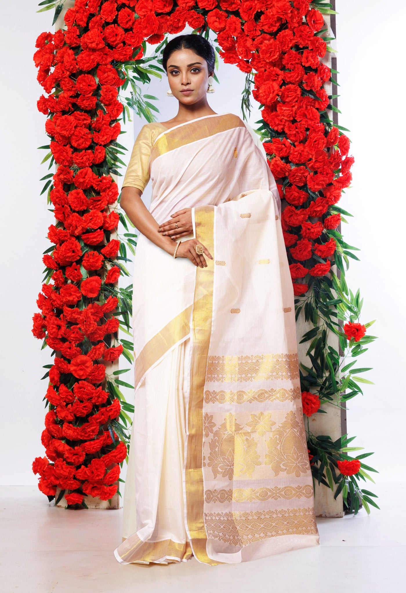 Ivory Pure Kerala Kasavu Cotton Saree-UNM82326