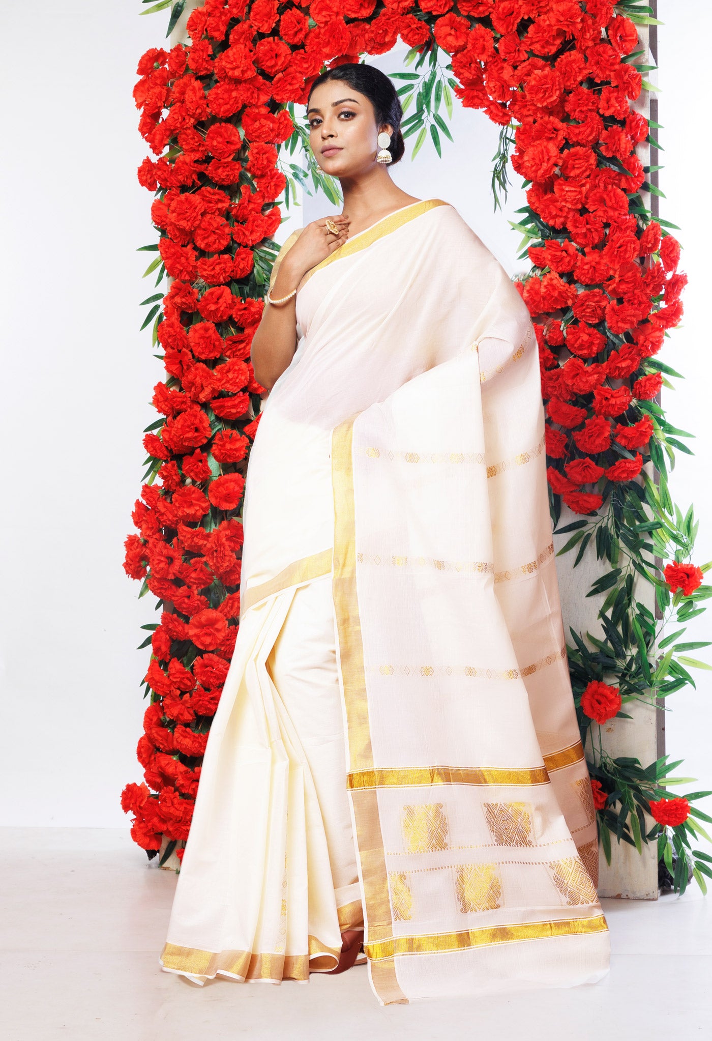 Ivory Pure Kerala Kasavu Cotton Saree-UNM82328