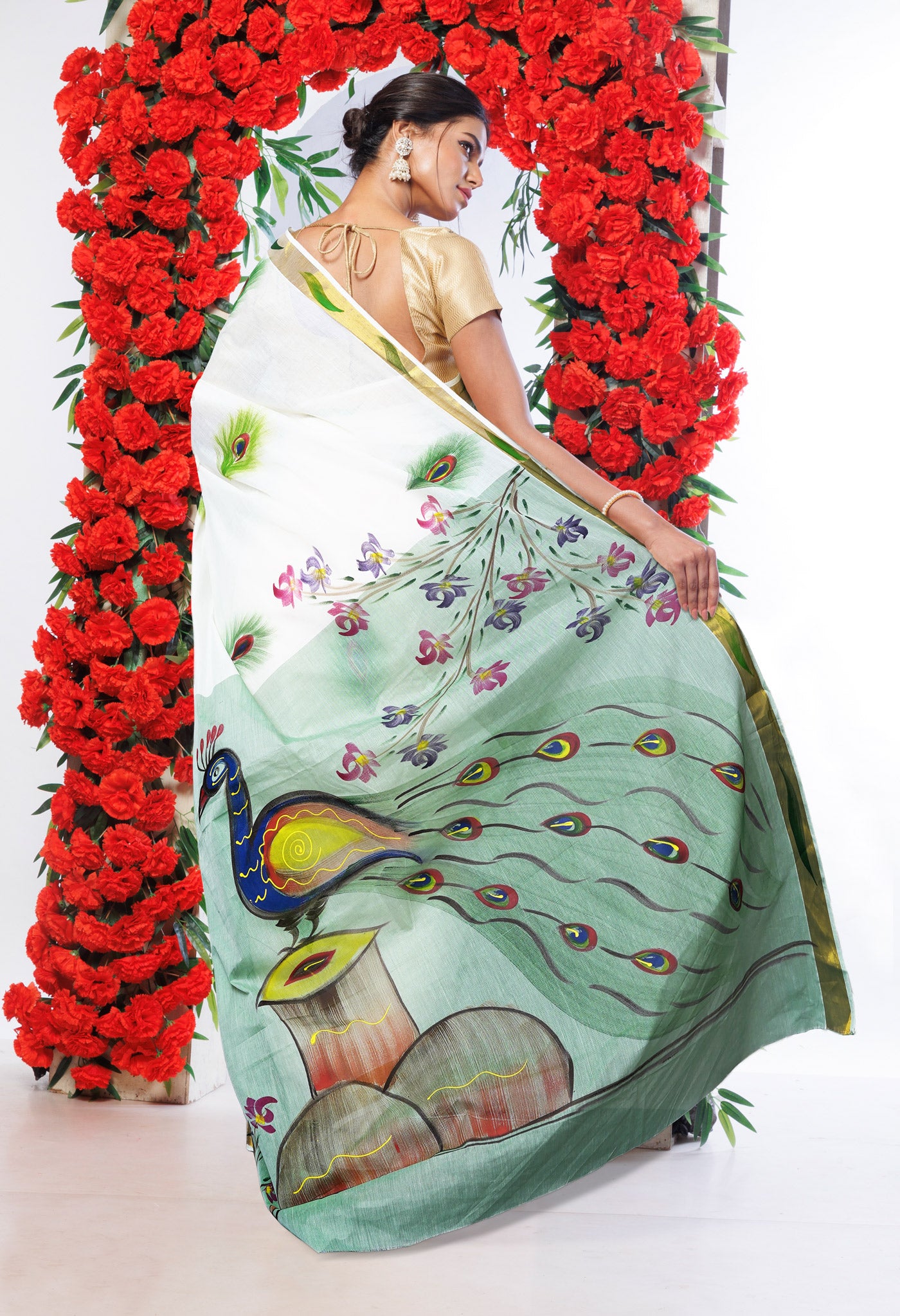 Ivory-Pale Green Pure Brush Painted Kerala Kasavu Cotton Saree-UNM82332