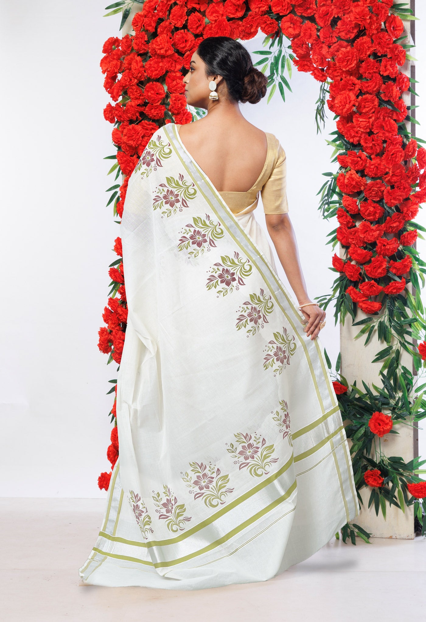 Ivory-Mehendi Green Pure Digital Block Printed Kerala Kasavu Cotton Saree-UNM82356