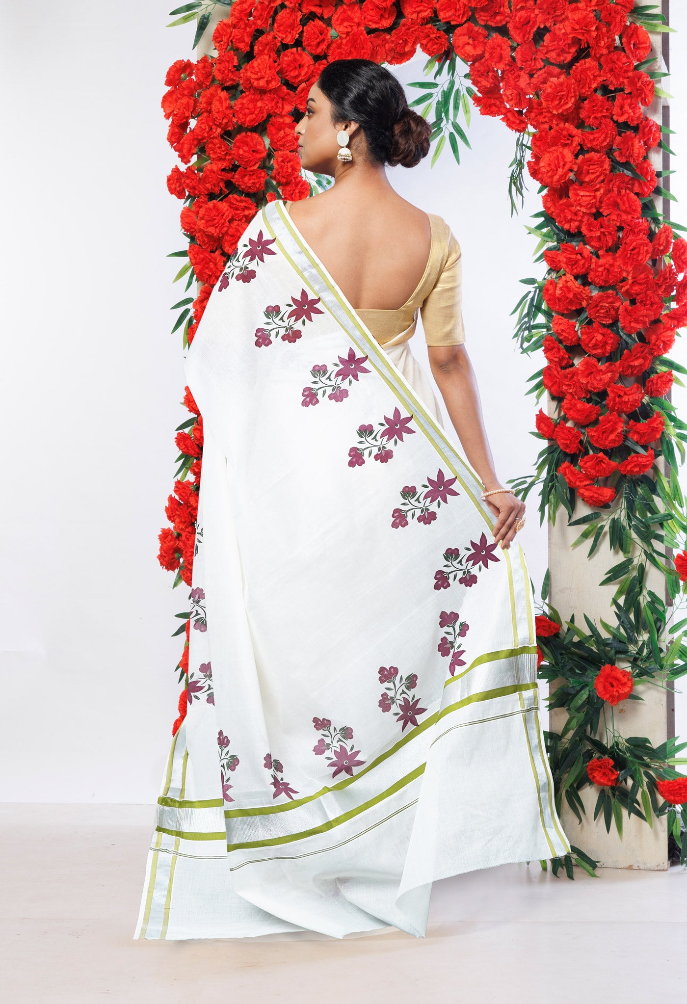Ivory-Mehendi Green Pure Digital Block Printed Kerala Kasavu Cotton Saree-UNM82362