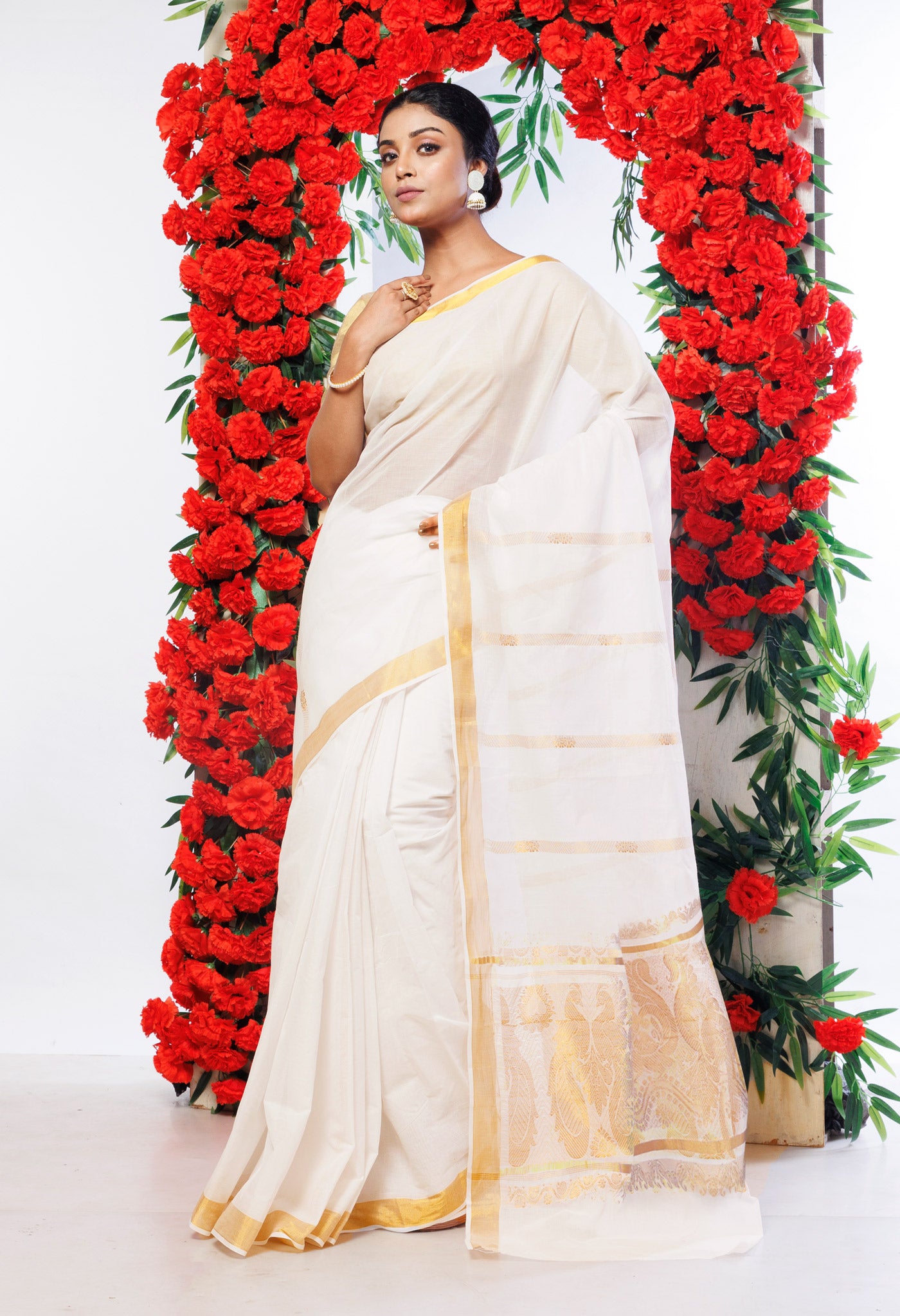 Ivory Pure Kerala Kasavu Cotton Saree-UNM82366