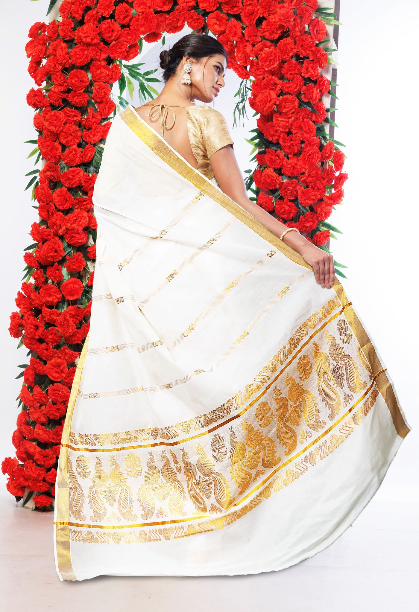 Ivory Pure Kerala Kasavu Cotton Saree-UNM82369