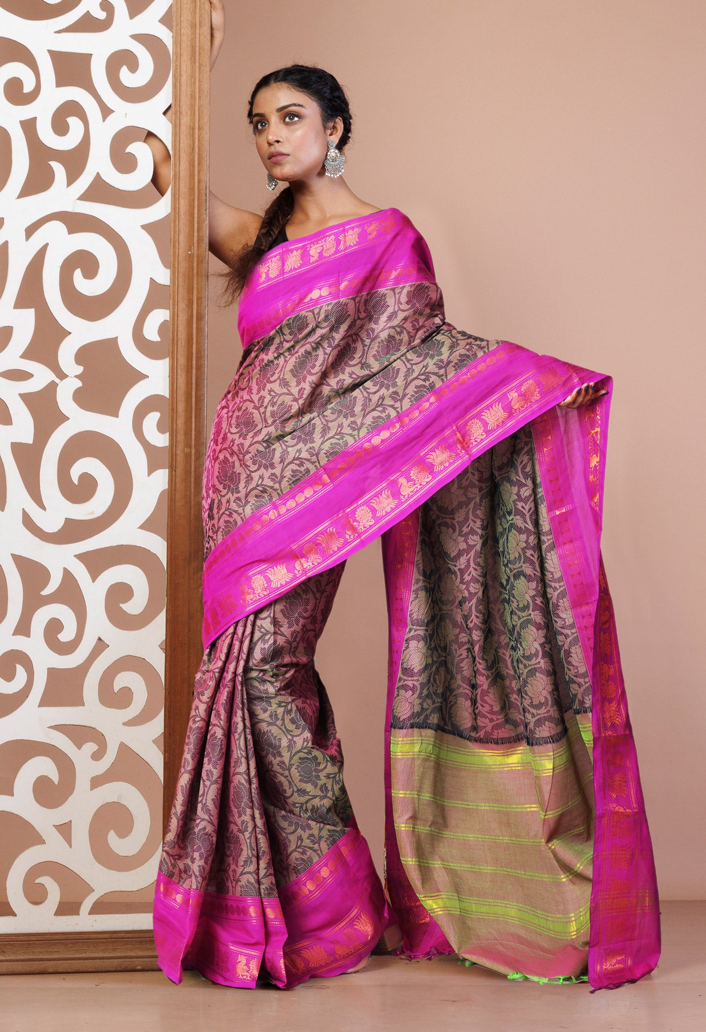 Green Pure Pavani Handcrafted Jacquard Chettinad Cotton Saree-UNM82811