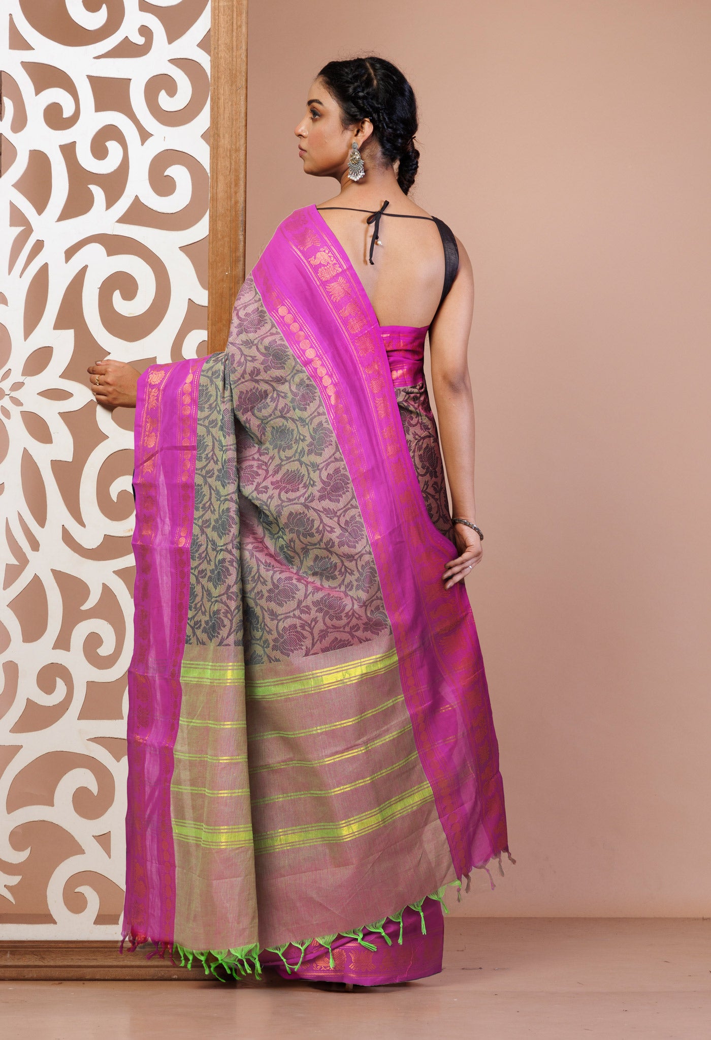 Green Pure Pavani Handcrafted Jacquard Chettinad Cotton Saree-UNM82811