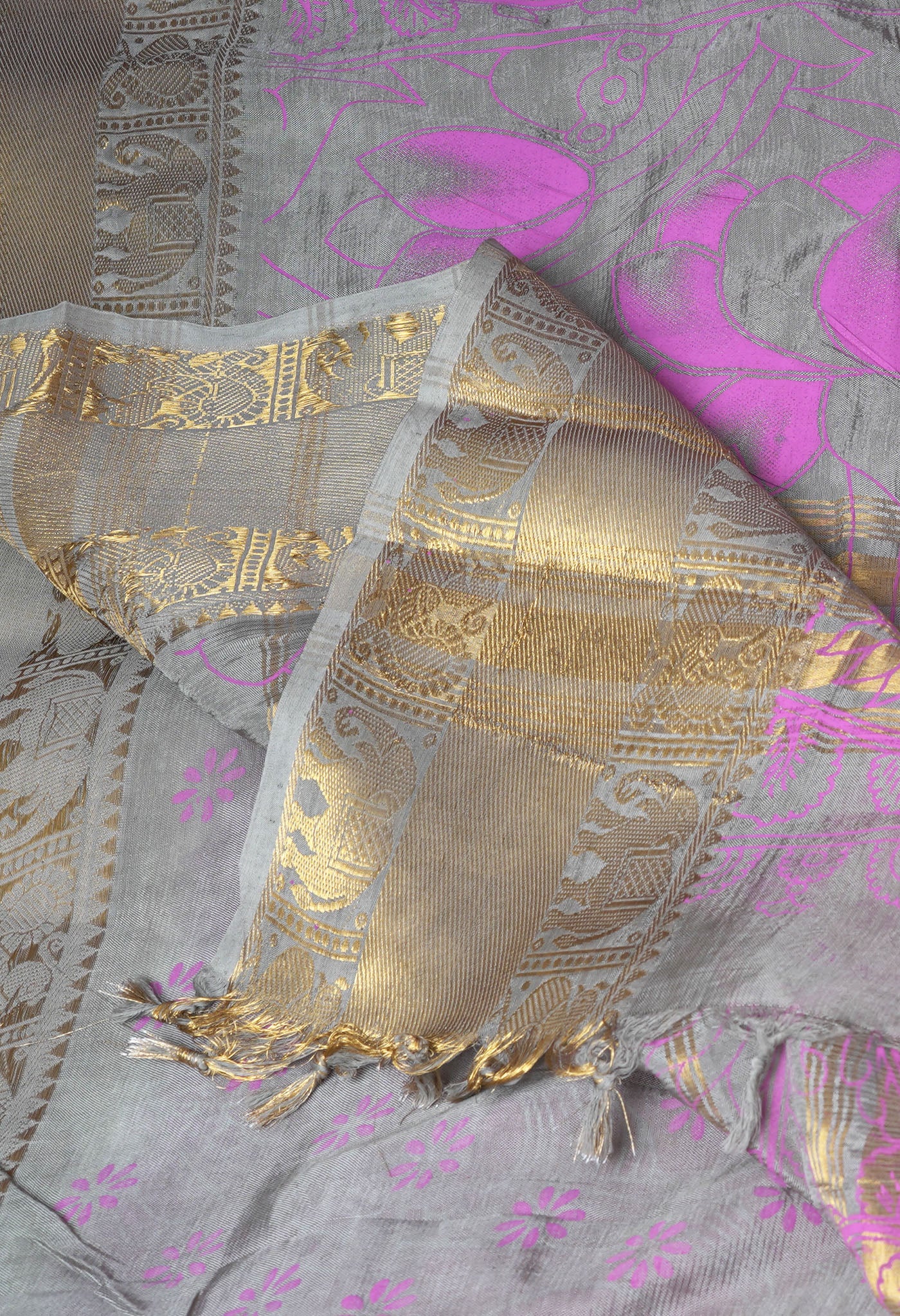 Pink-Grey Pure Designer Printed Soft Silk Saree-UNM82906