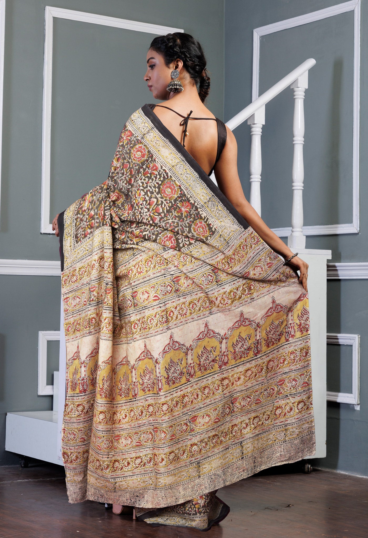Grey Pure Kalamkari Printed Soft Mulmul Cotton Saree-UNM82919