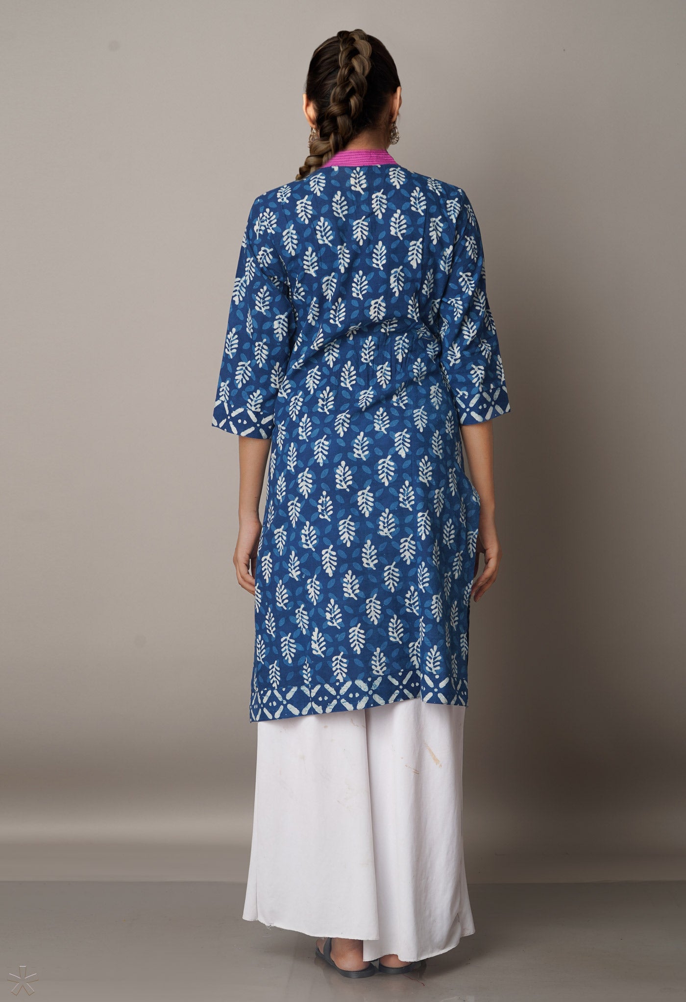 PKK1441-Sloka Weaves Navy Blue Cotton Dabu Printed Kurta