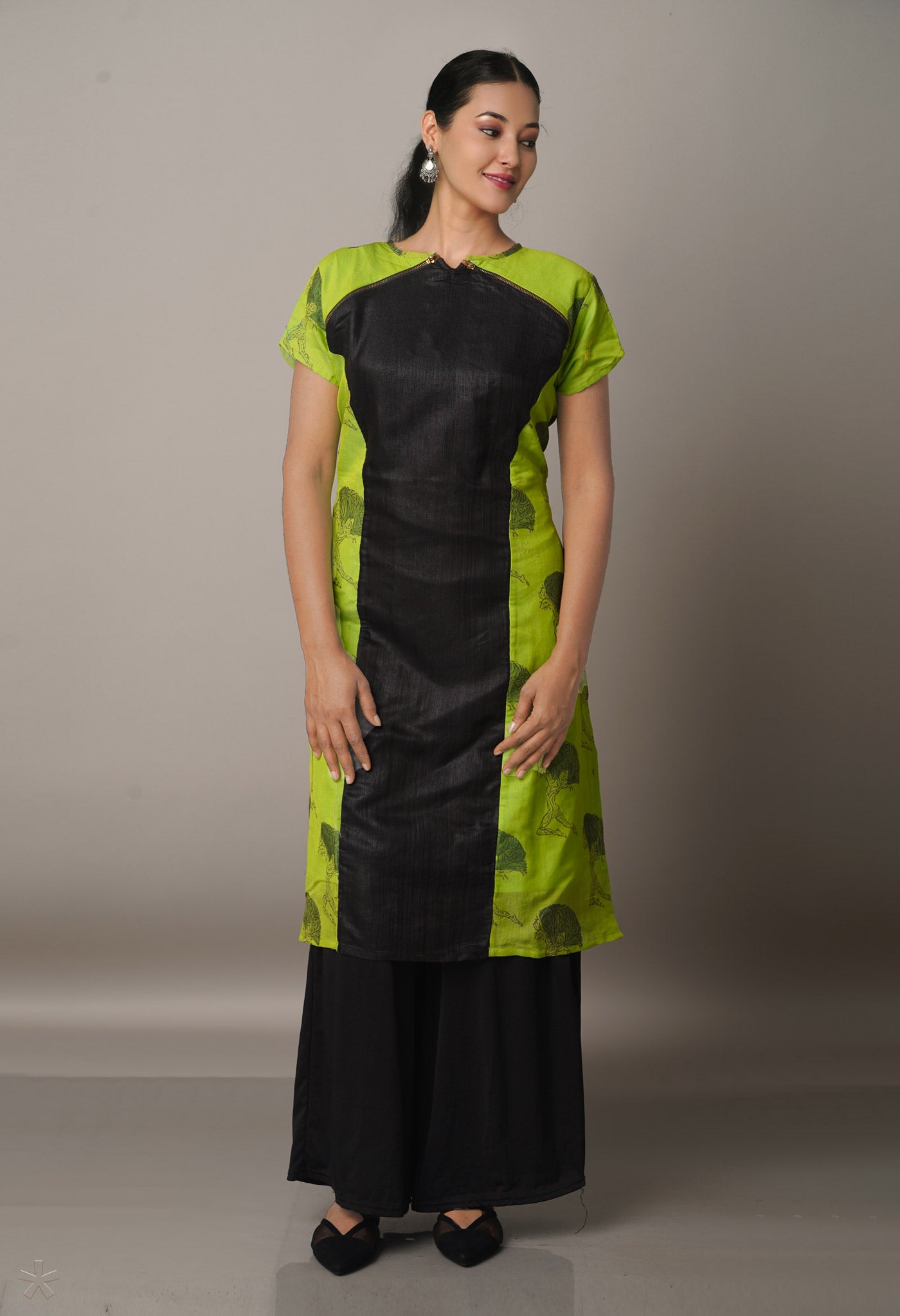 Parrot Green-Black Pure Handloom Chanderi And Tussar Kurta